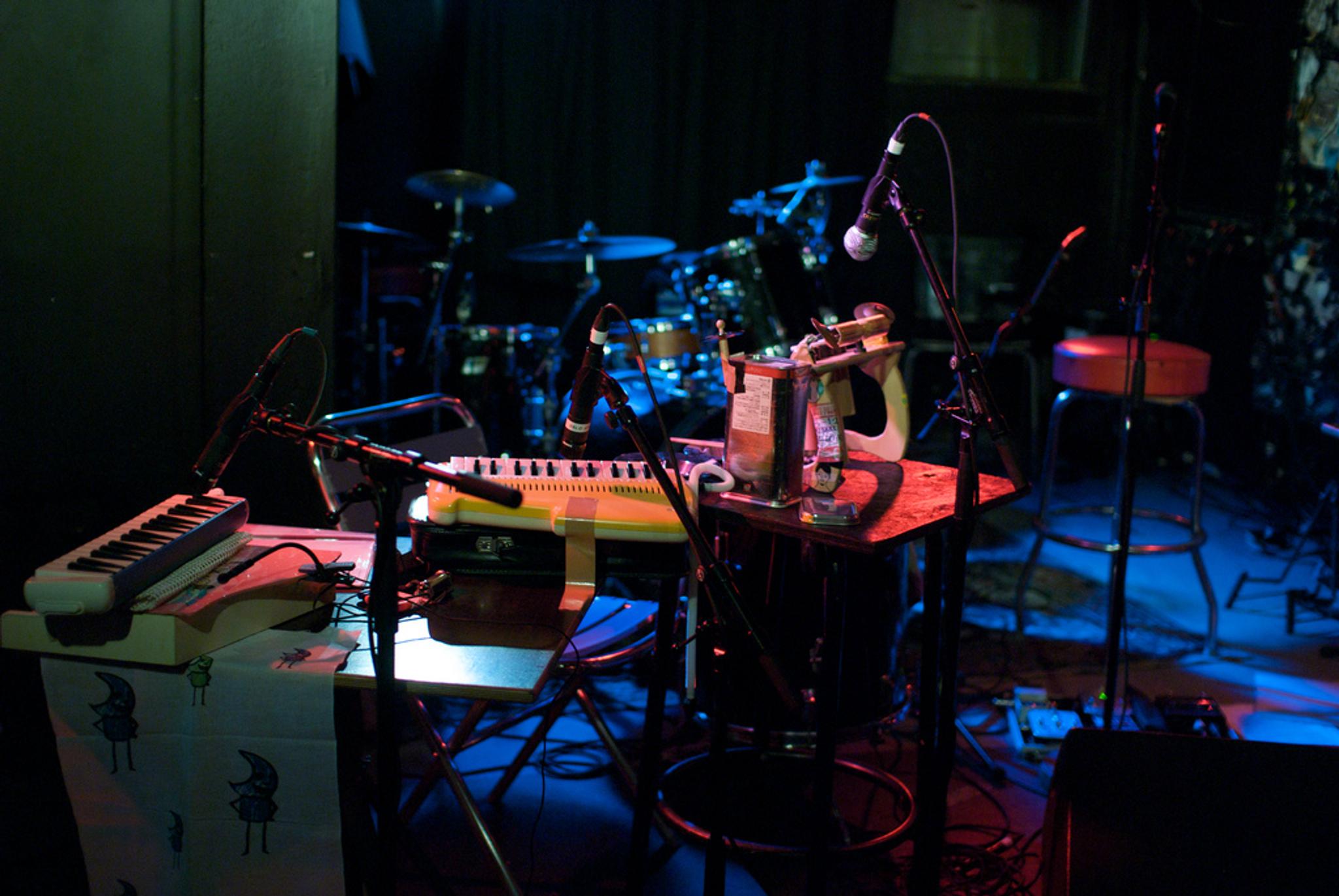 instrumenter på scenen