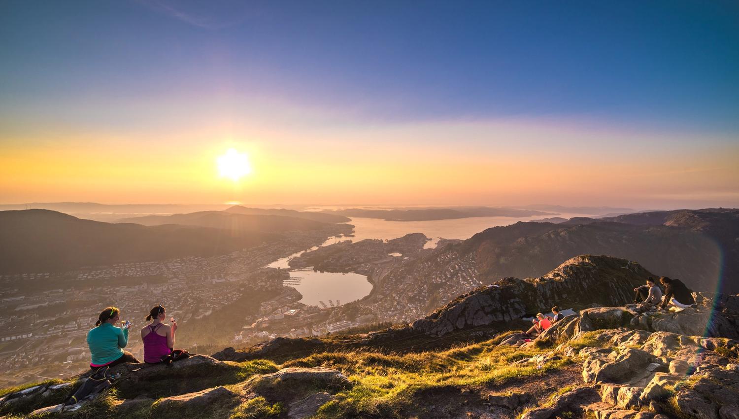 Solnedgang om sommeren fra Ulriken