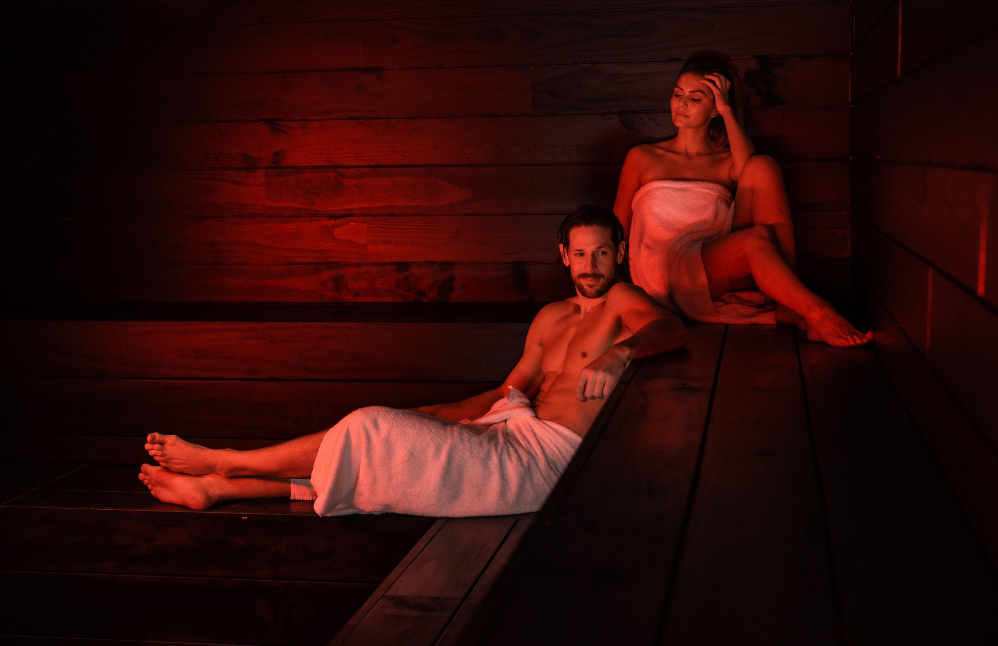  Aufguss spa couple on the benches   