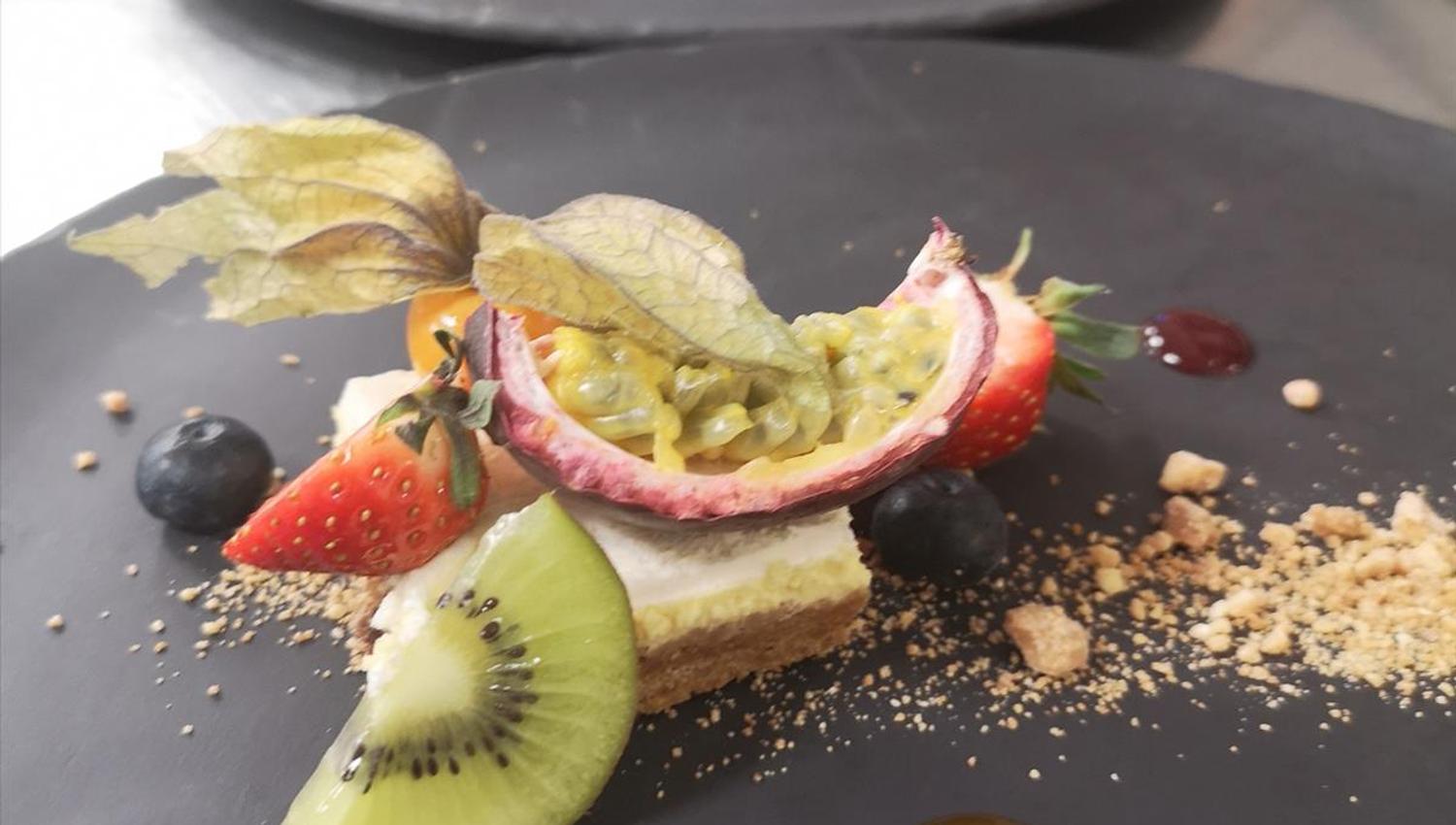 Pasjonsfruktostekake