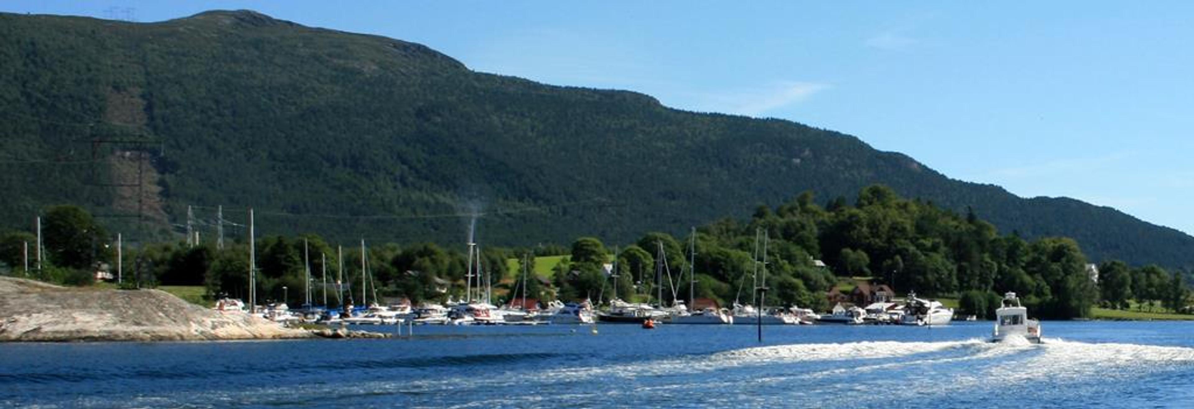 Husnes guest harbour
