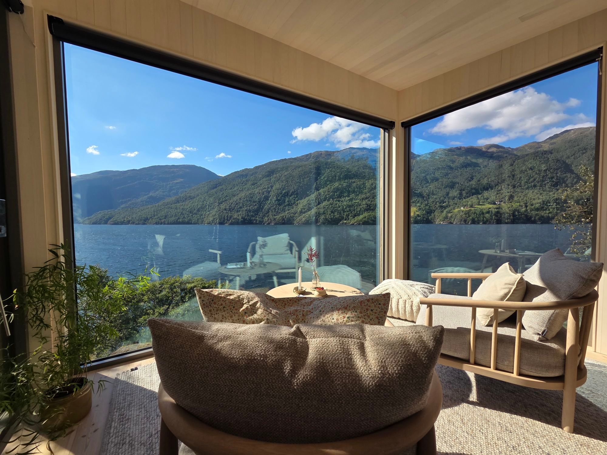 Fivelandsneset Fjordhytter