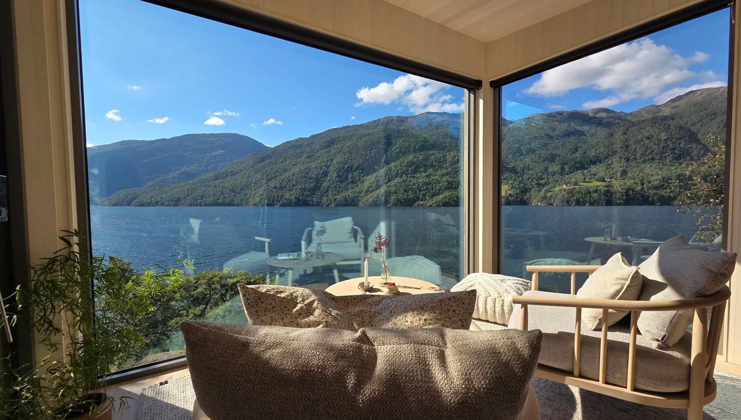 Fivelandsneset Fjordhytter