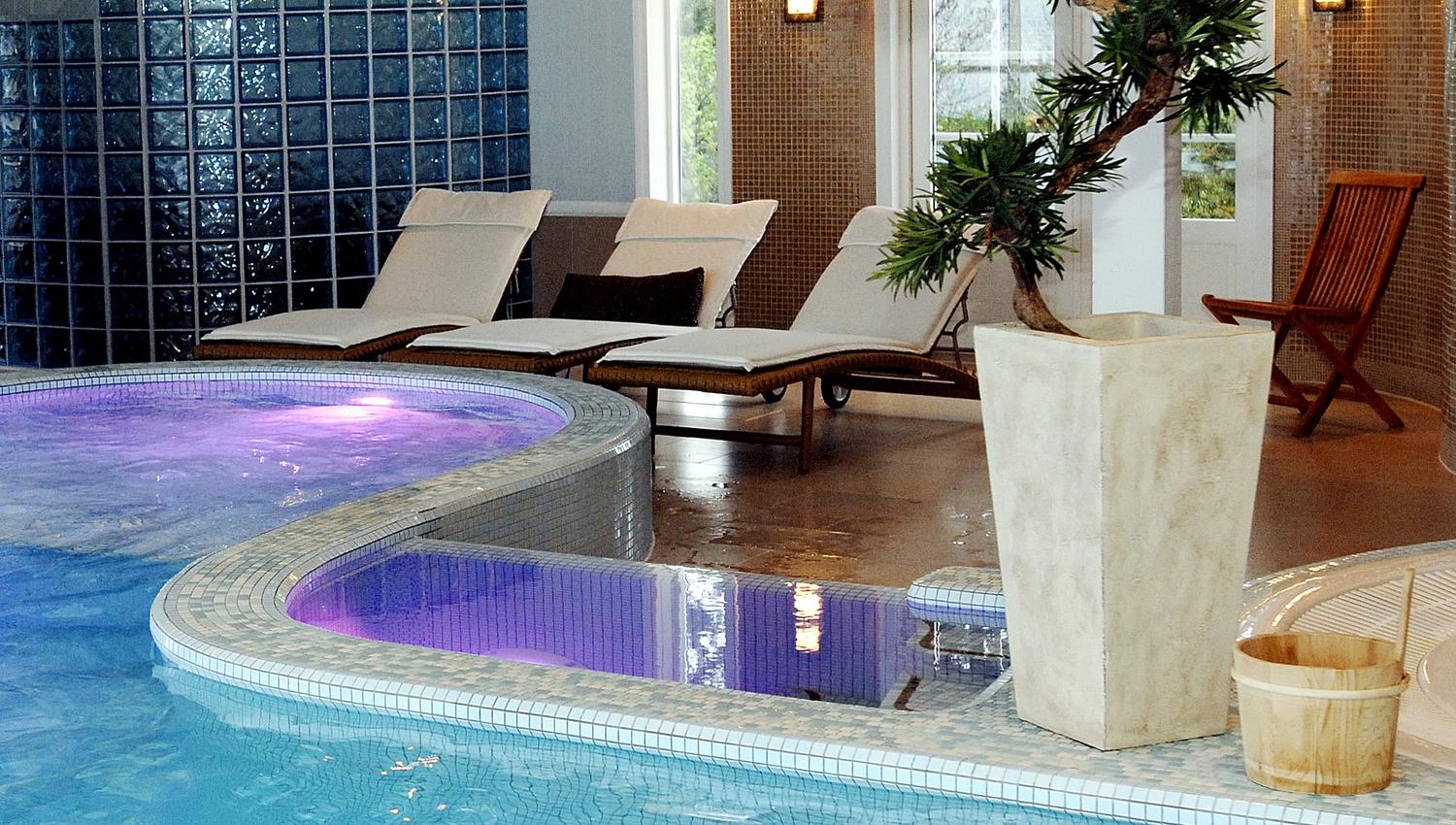Badebasseng og spa avdeling på Arendal Herregaard Spa & Resort