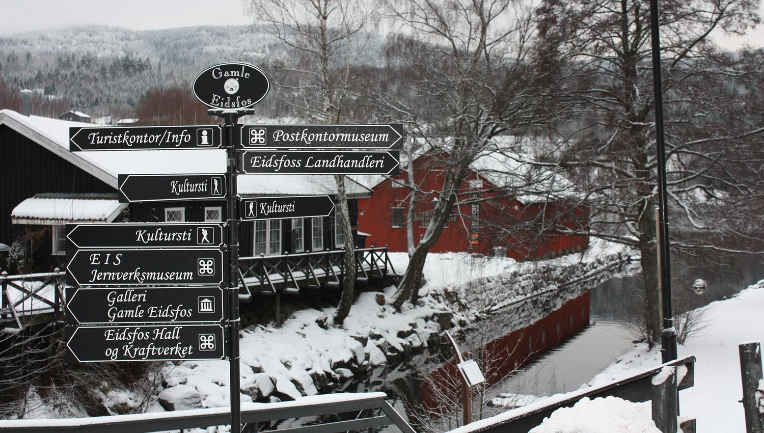 Sign in snow motif