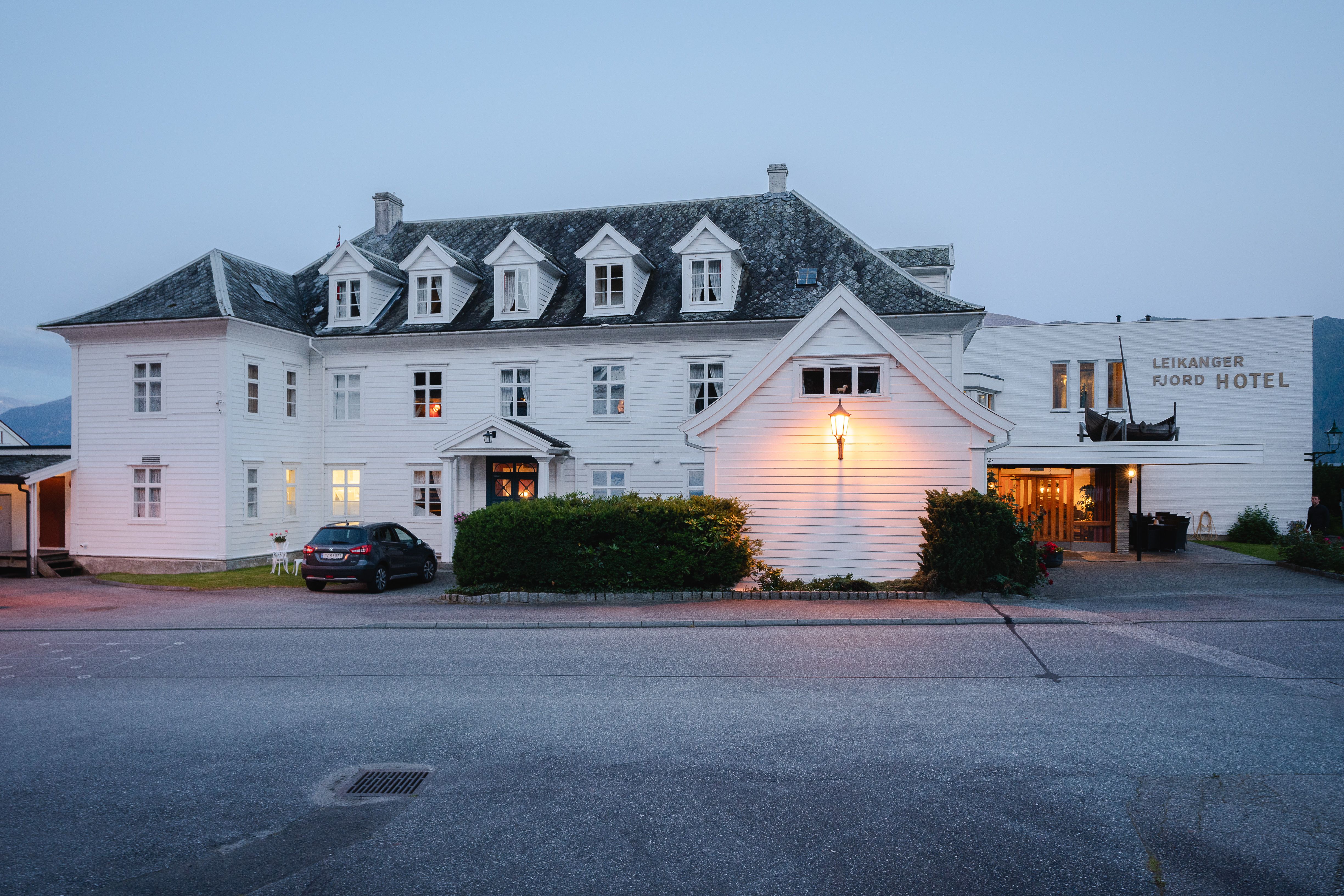 Leikanger FjordHotel
