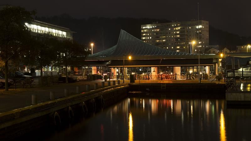 Kokeriet in the evening - facade image