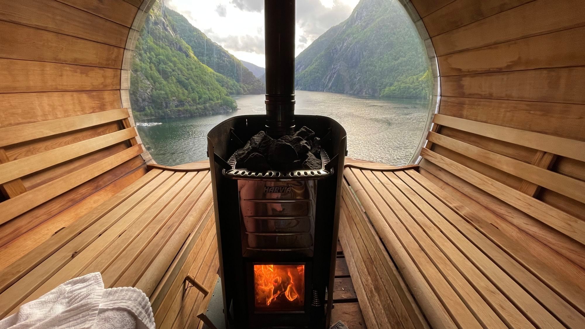 Heit Åkrafjorden Sauna