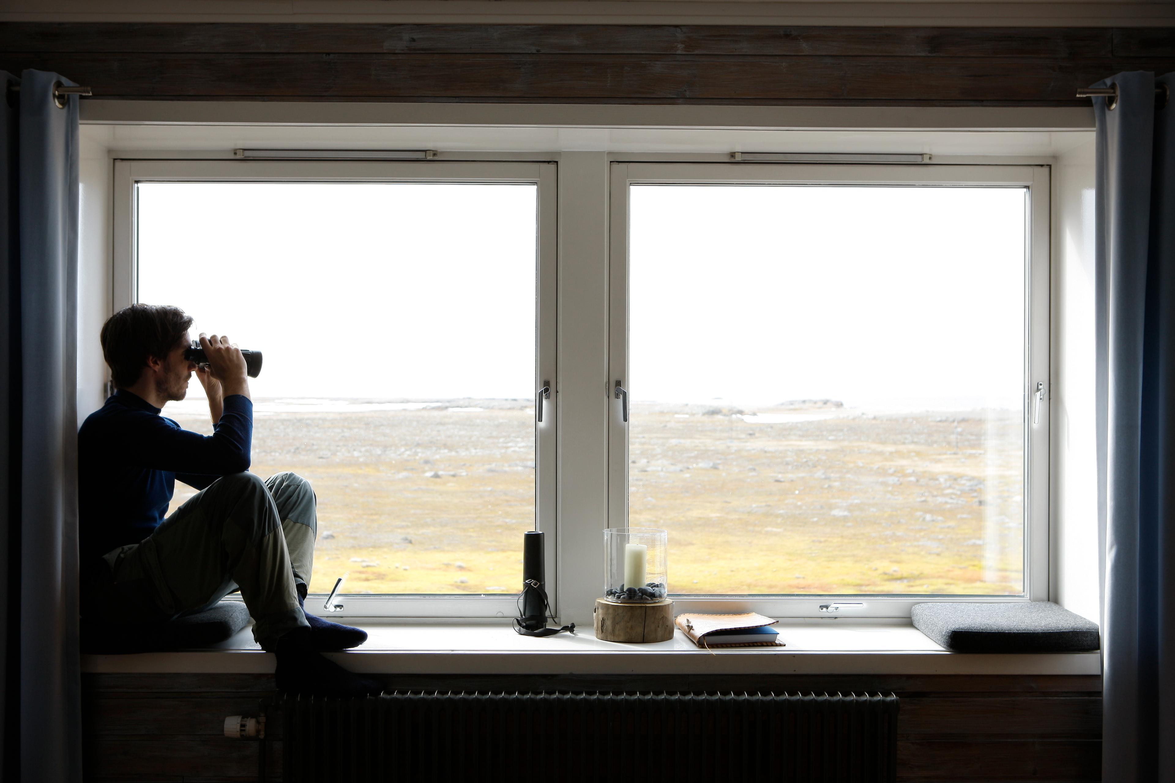 Isfjord Radio_Interior_Photo by Kirsti Ikonen_Basecamp Explorer (4)