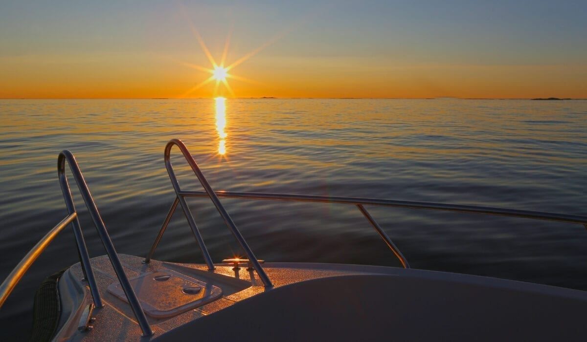 midnight sun boat trip