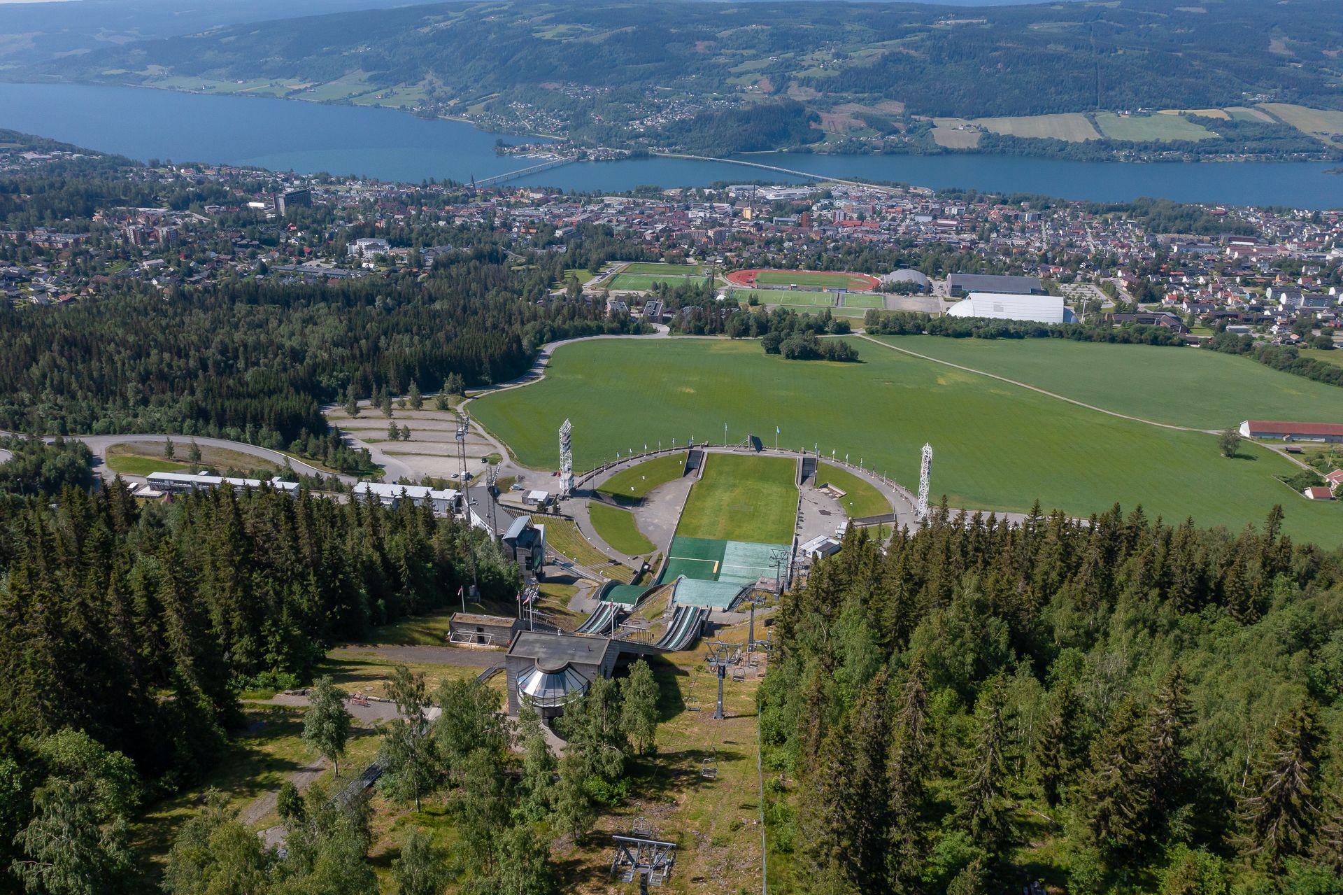 Lysgårdsbakkene hoppanlegg