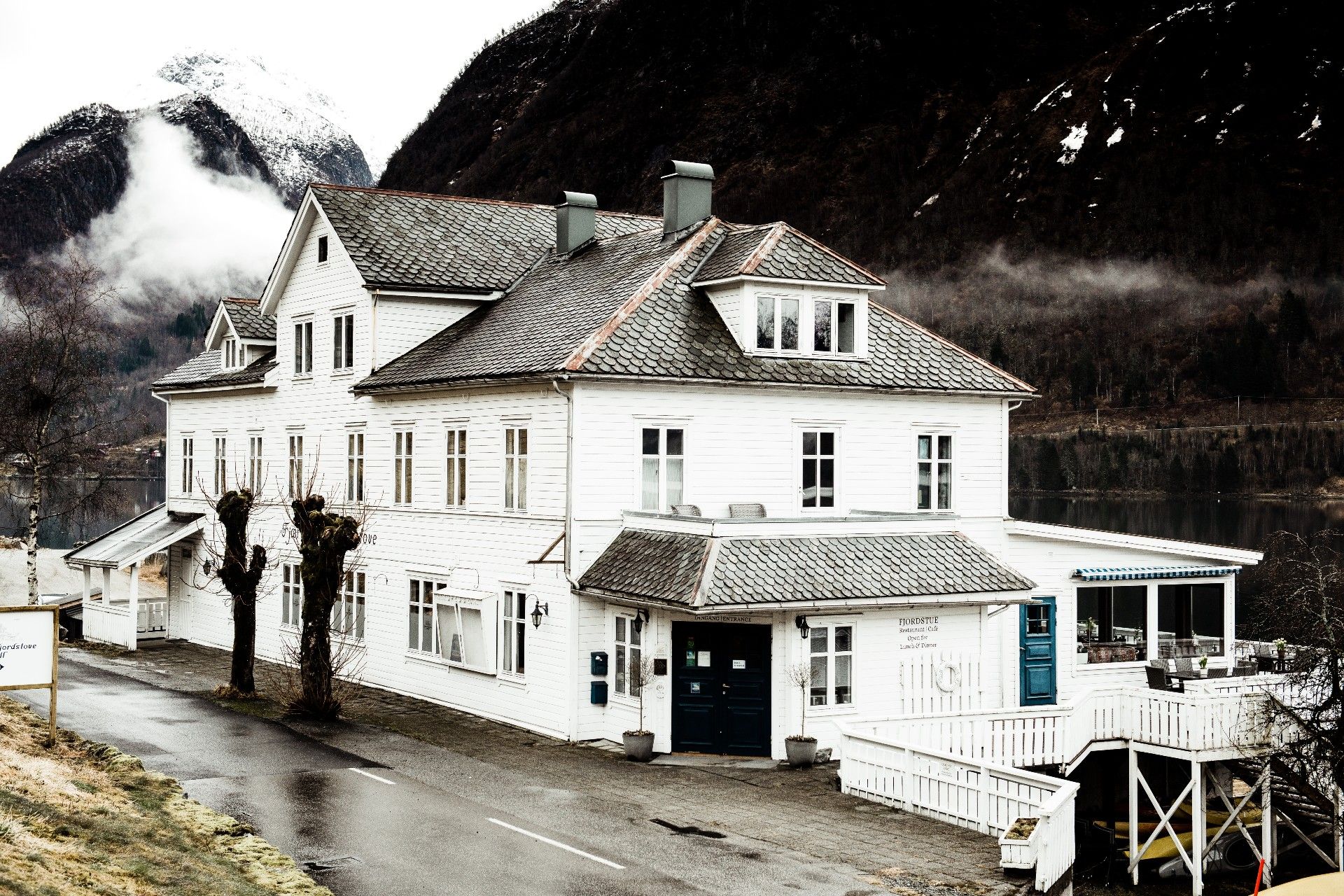 Fjærland Fjordstove Hotell