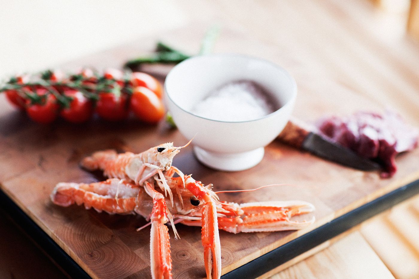 food that serves at Canvas Hotel