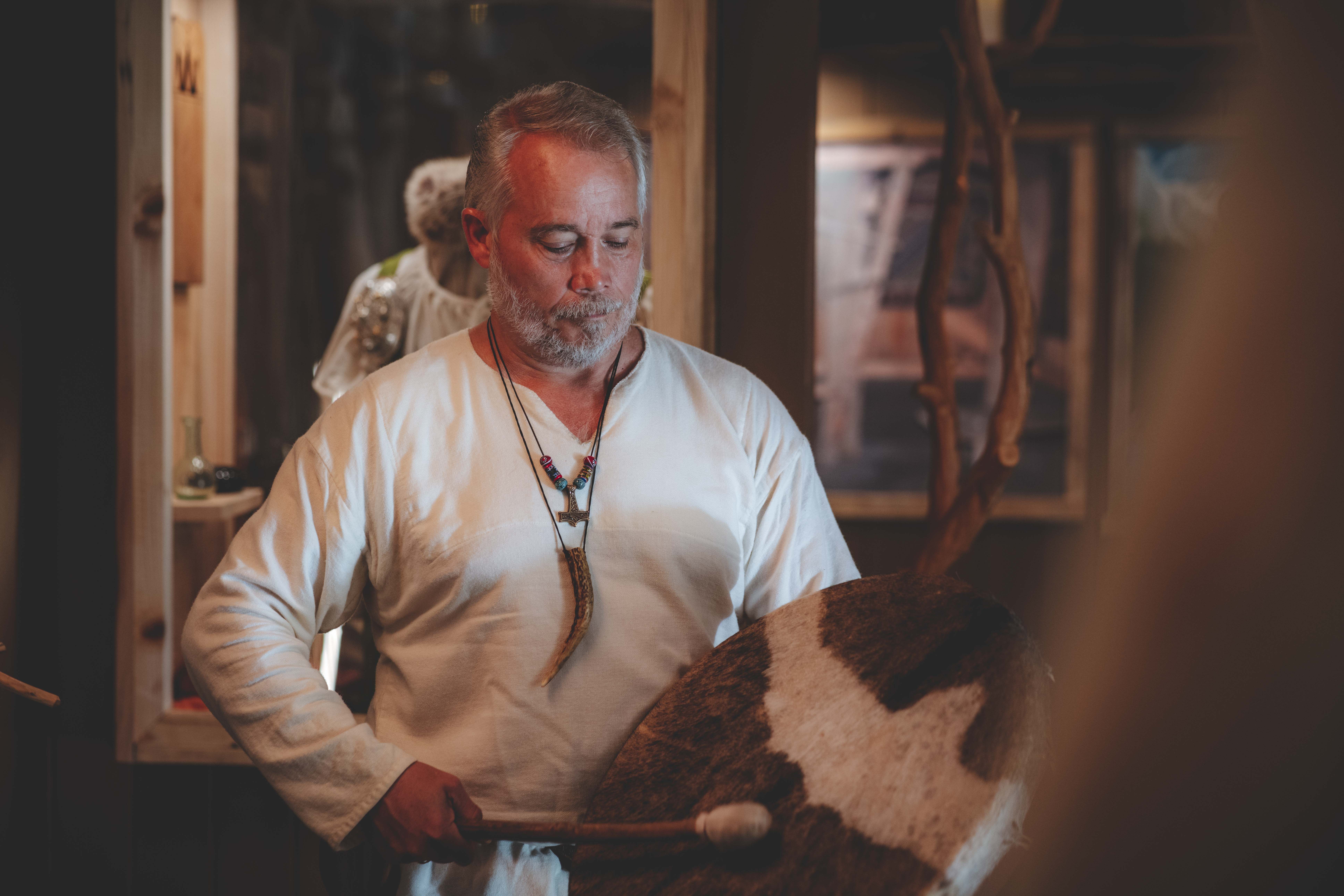 Vikingutstilling av Heidi Kvamsdal 25