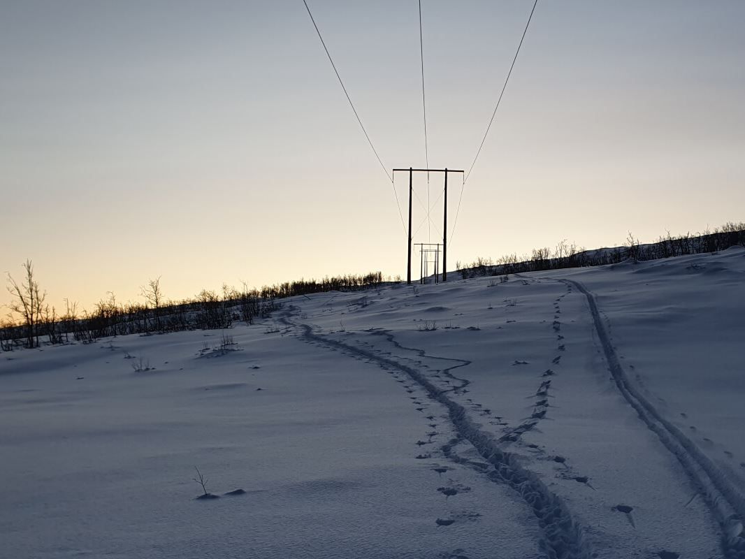 The ski track up the hill