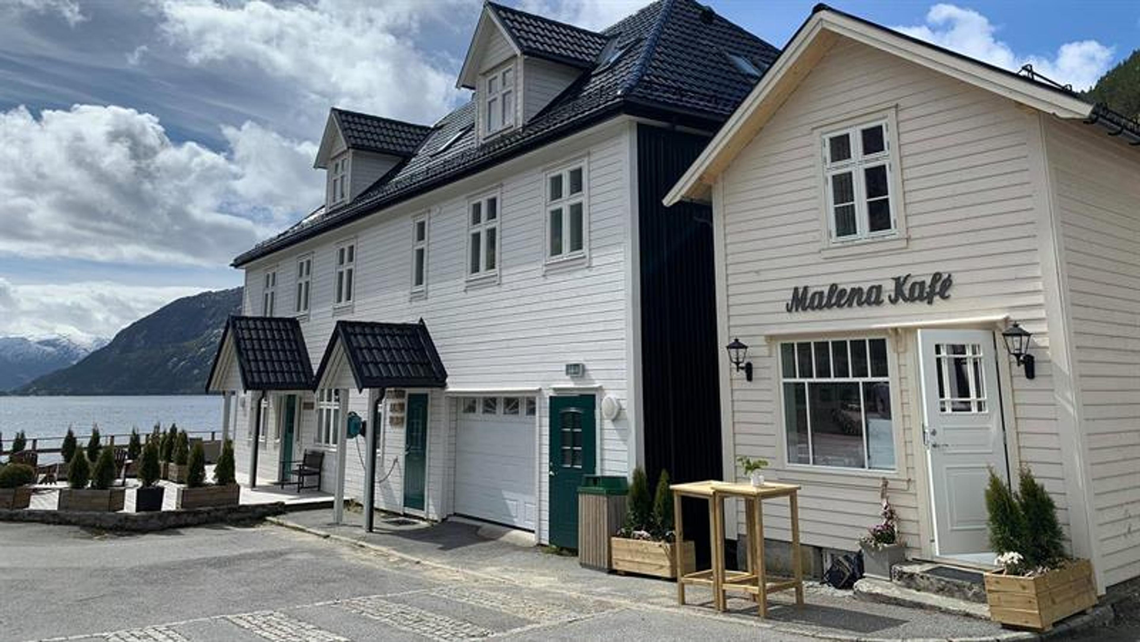 Malena Kafè, Vadheim