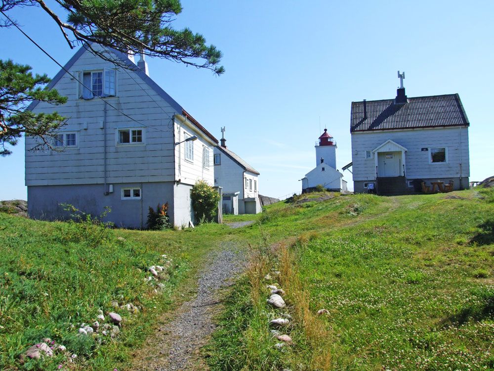 the houses by langøytangen lighthouse on the island Langøya in Langesund 