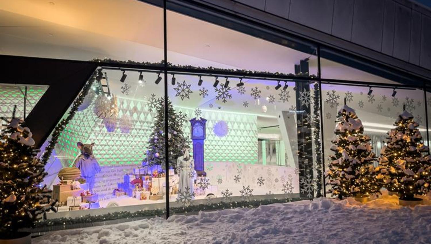 Juleutstillingen sett fra utsiden