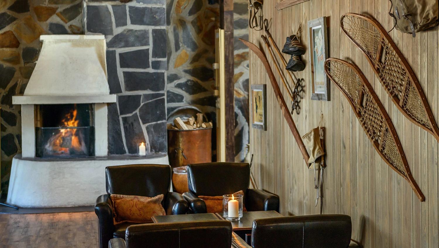 The fireplace lounge at the hotel