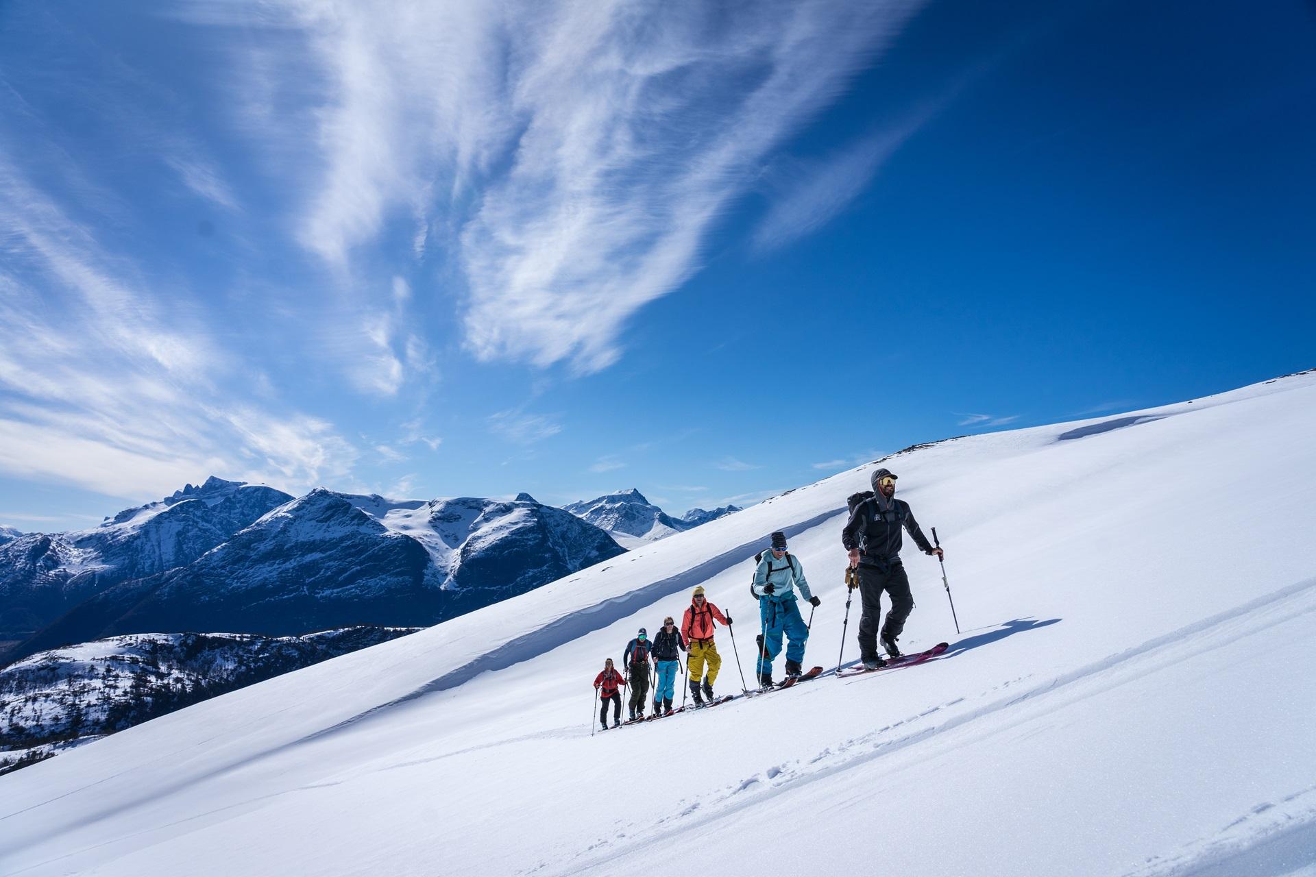 Ski Touring in Romsdal with Uteguiden