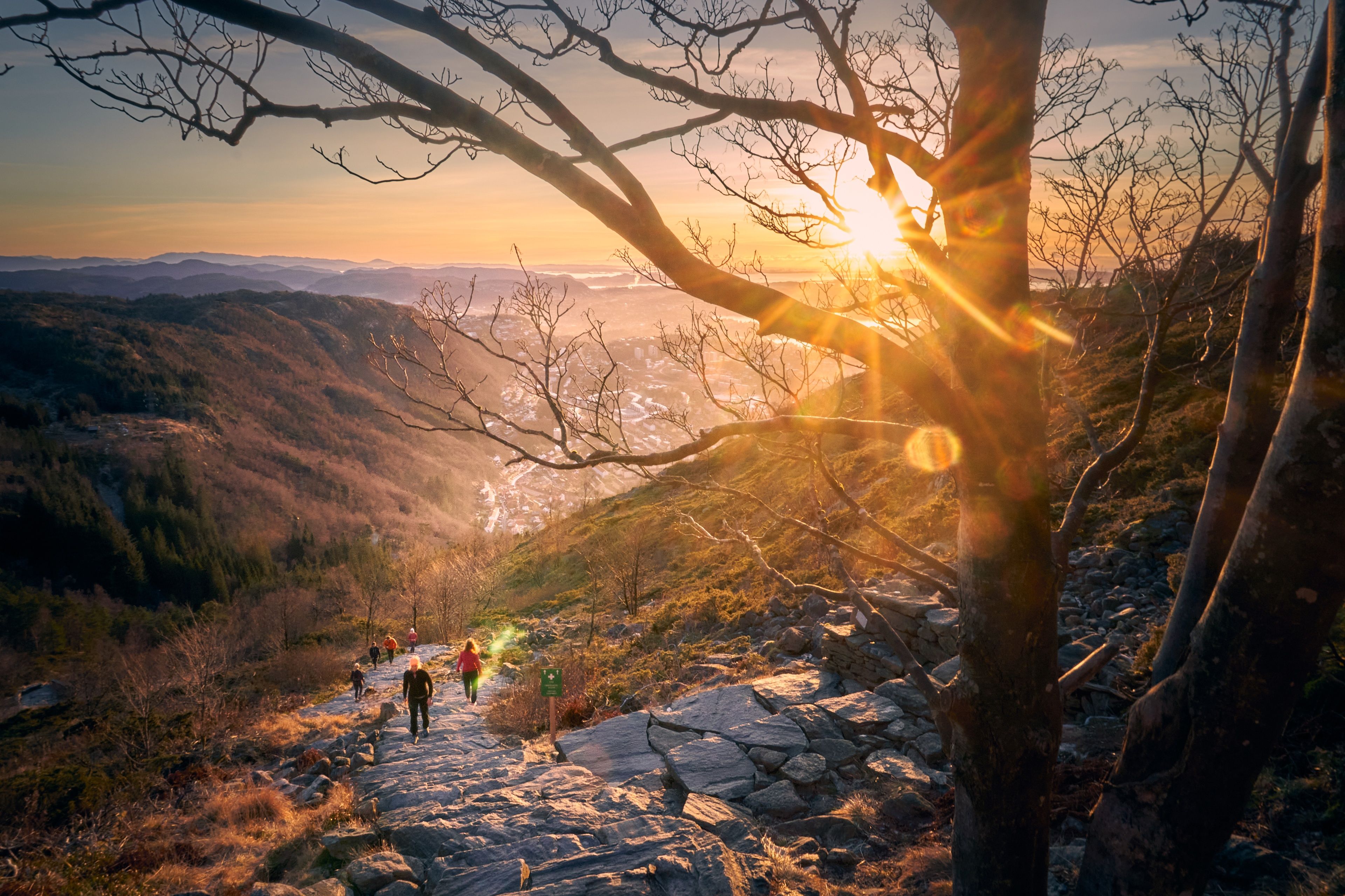 Hiking-Ulriken-by-night-Bergen-Norway
