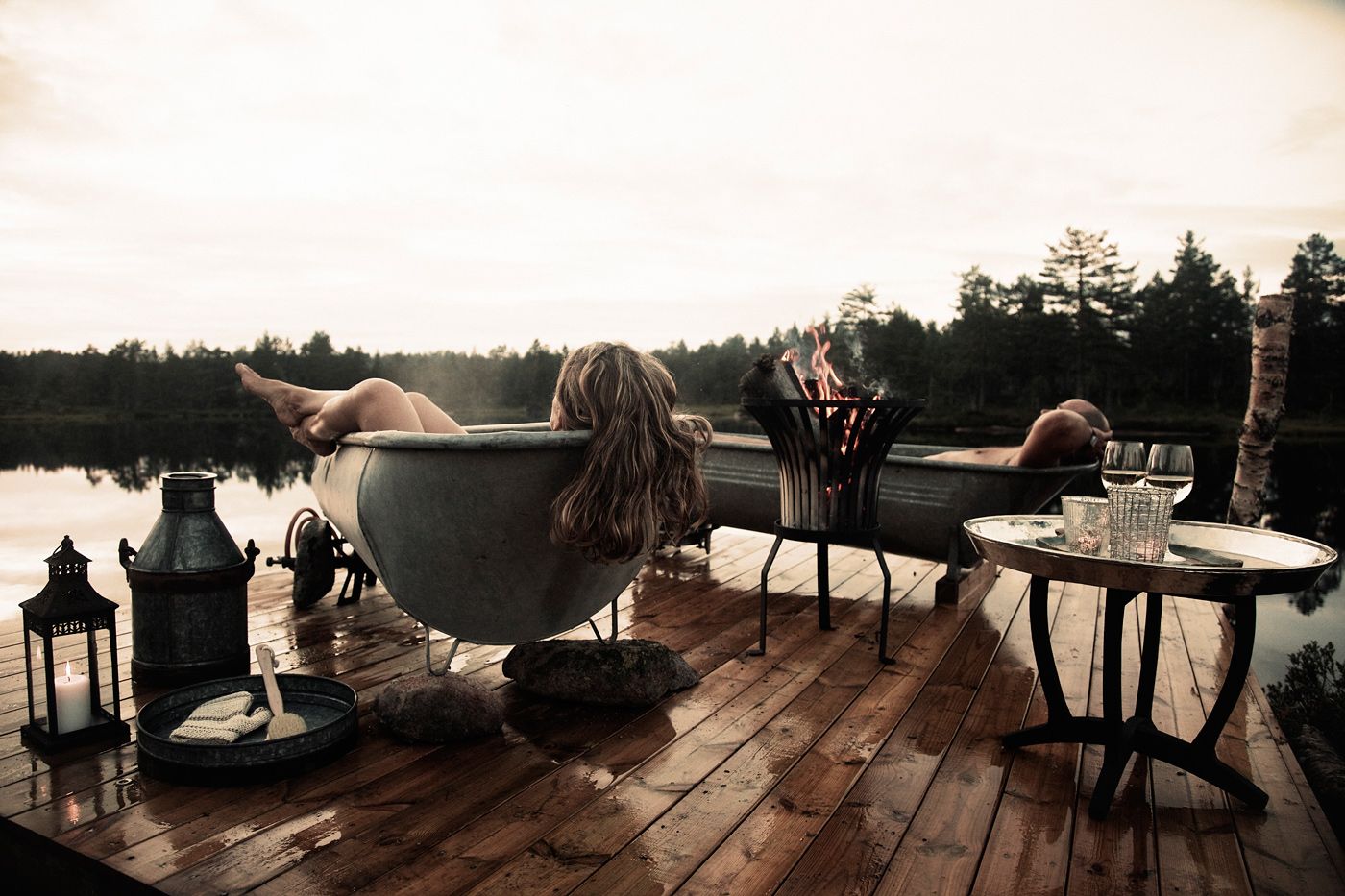 guests are in the bathtub at Canvas Hotell in Telemark 