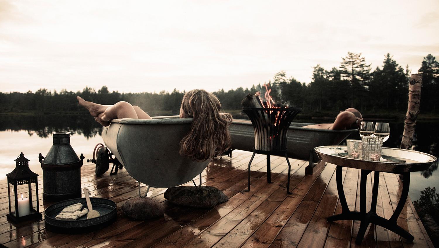 guests are in the bathtub at Canvas Hotell in Telemark