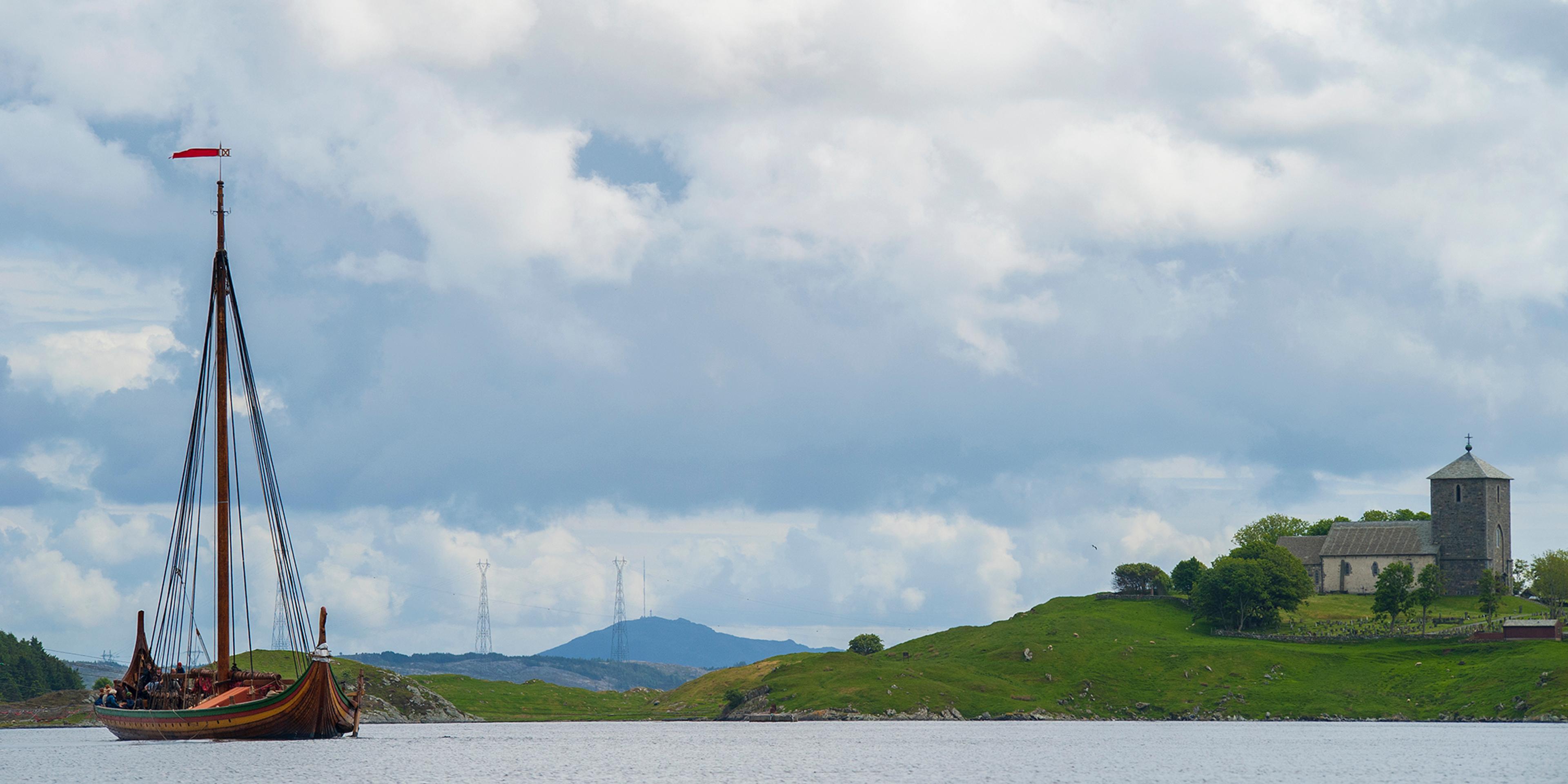 Das Wikingerschiff Draken bei Avaldnes, Insel Karmøy, Haugesund