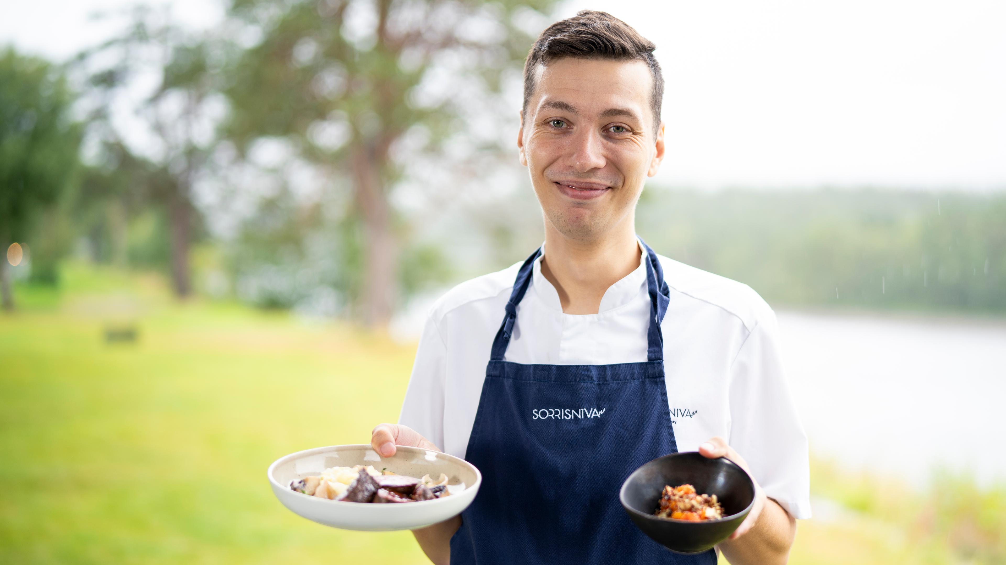 Chef Magnus Kristiansen showing off his dishes at Sorrisniva in Alta