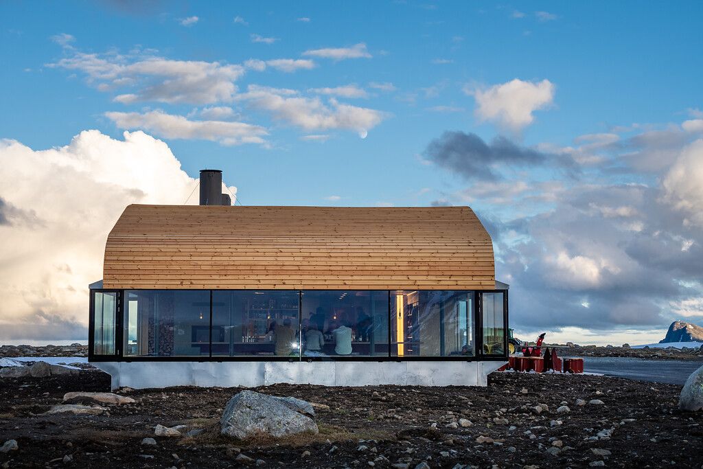 Flye 1389 along Valdresflye Norwegian scenic routes