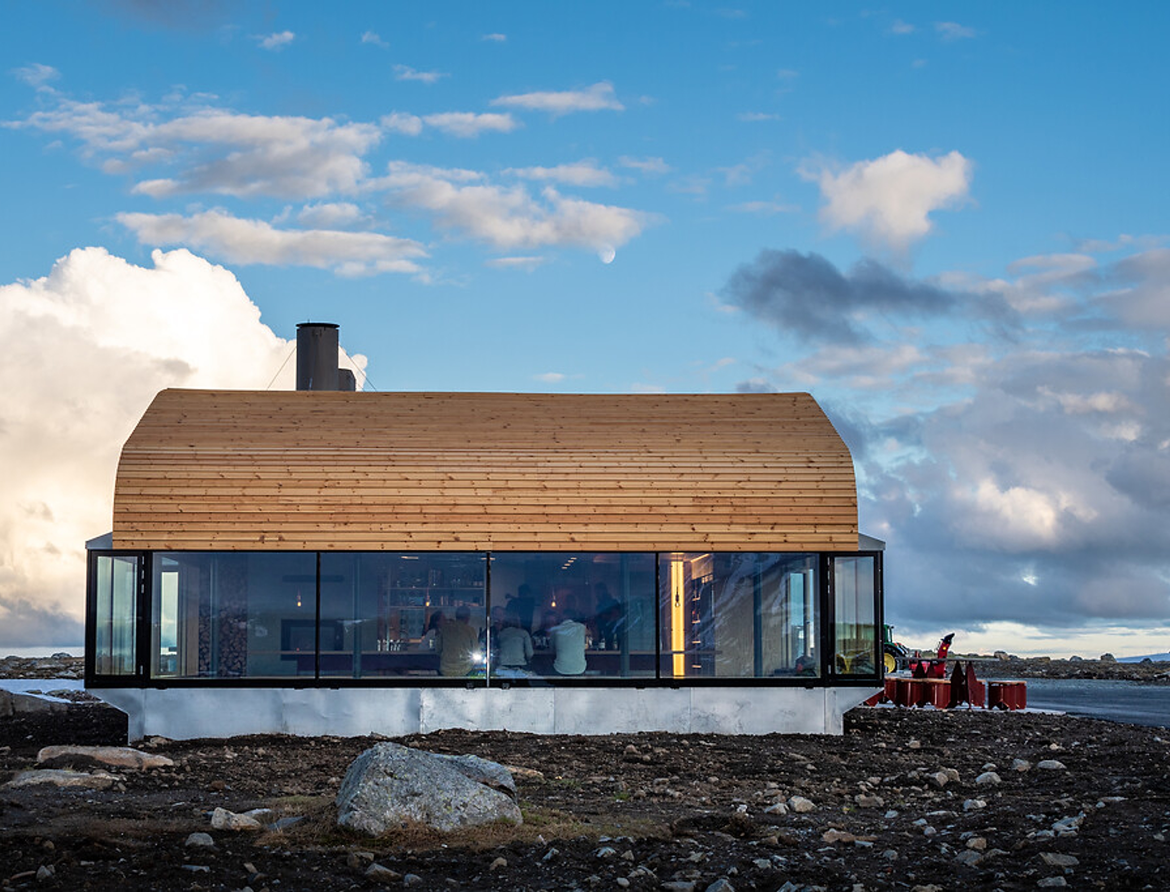 Flye 1389 along Valdresflye Norwegian scenic routes