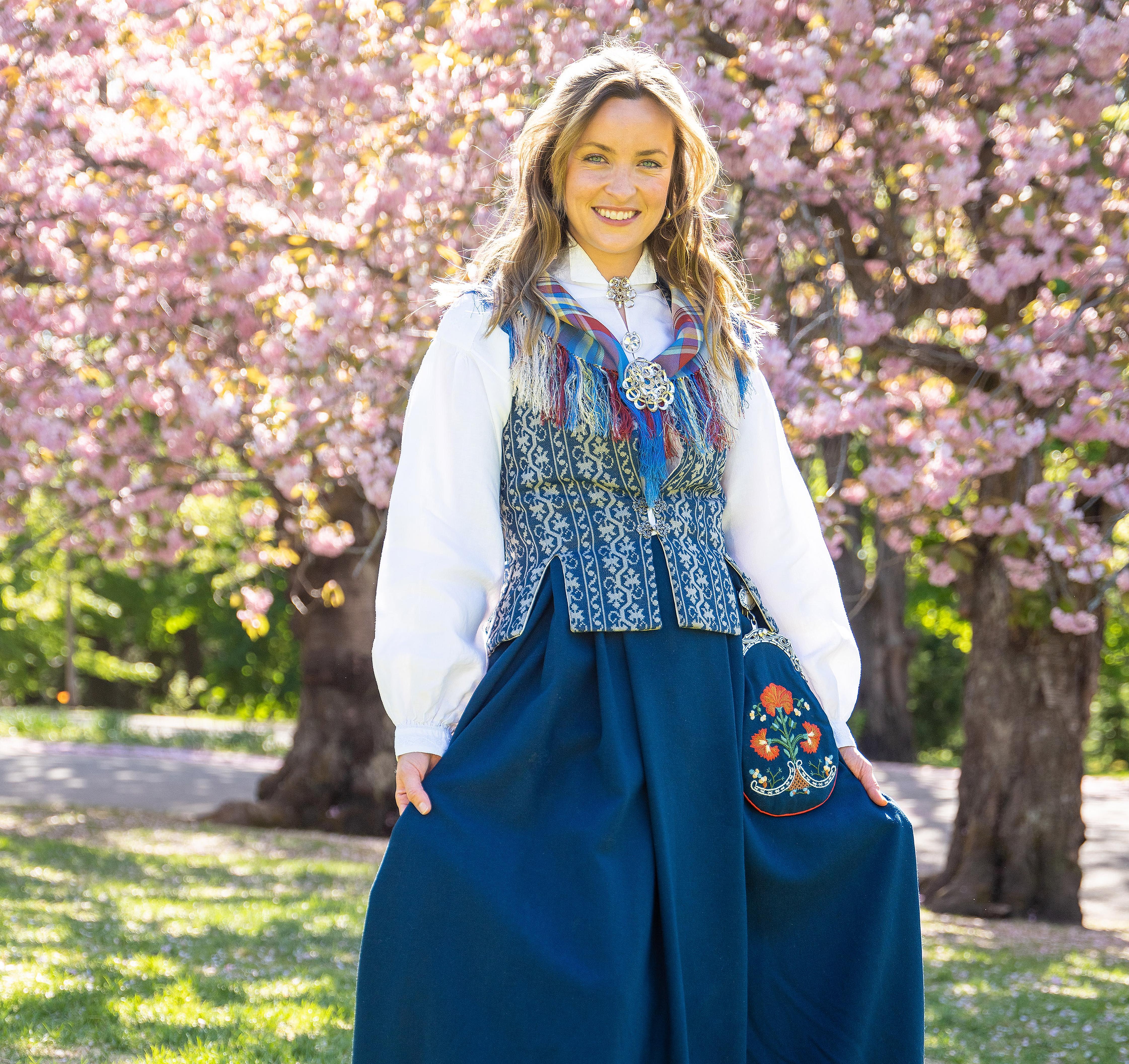 A woman wearing Floanbunad, traditional costume from north in Trøndelag