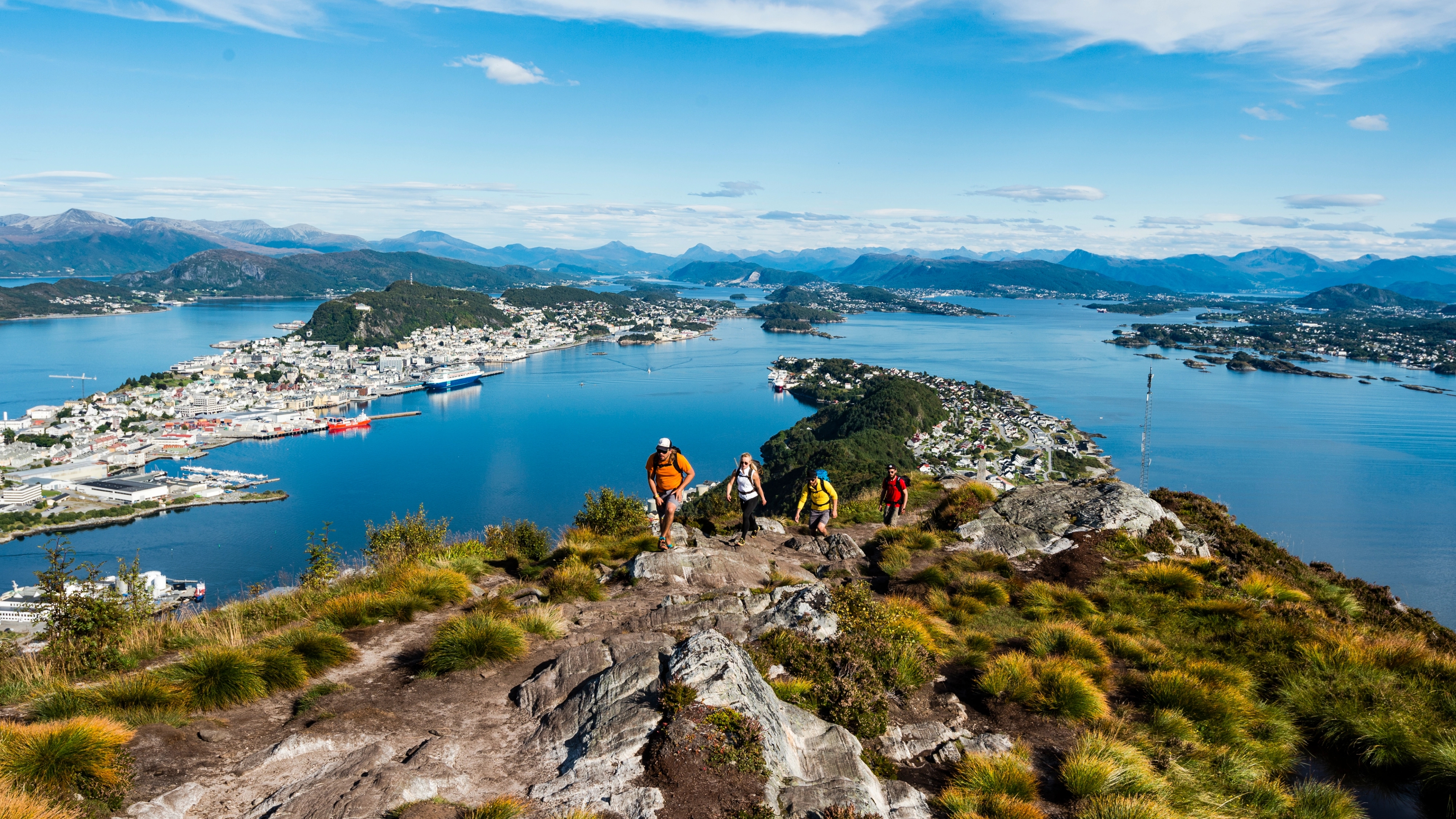 Hikers at Sukkertoppen in Ålesund, Fjord Norway
