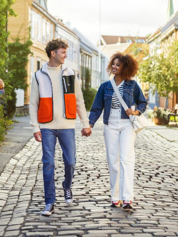 Couple strolling in Bakklandet