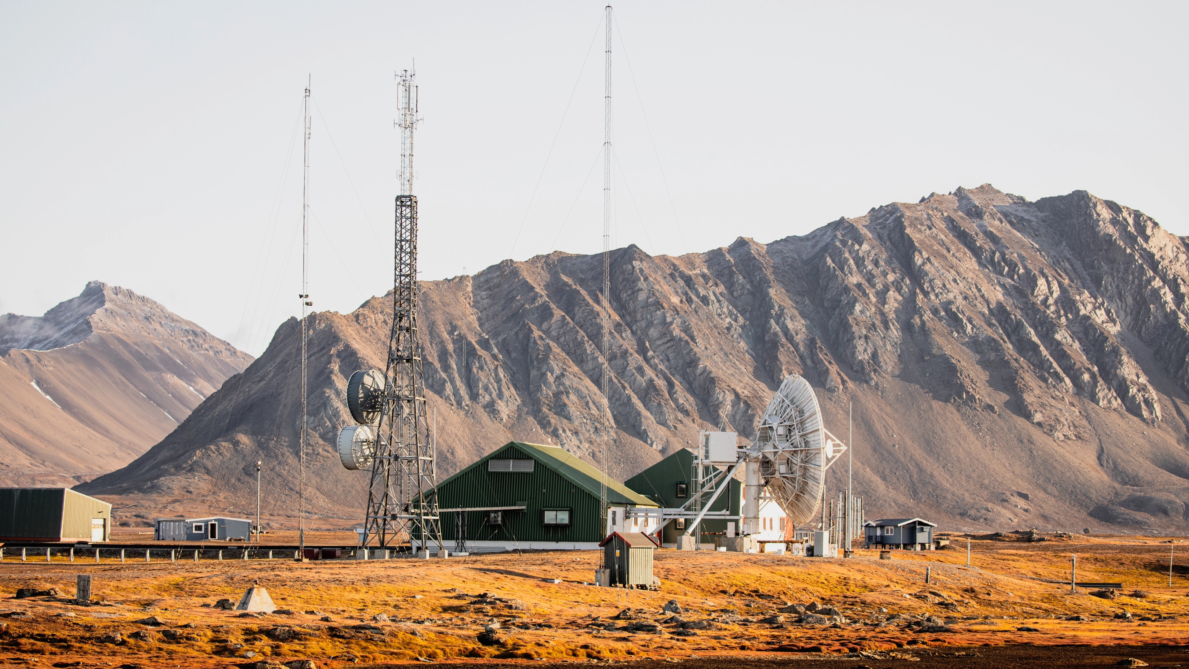 Exterior image of Isfjord Radio Adventure Hotel in Spitsbergen in Svalbard, Norway