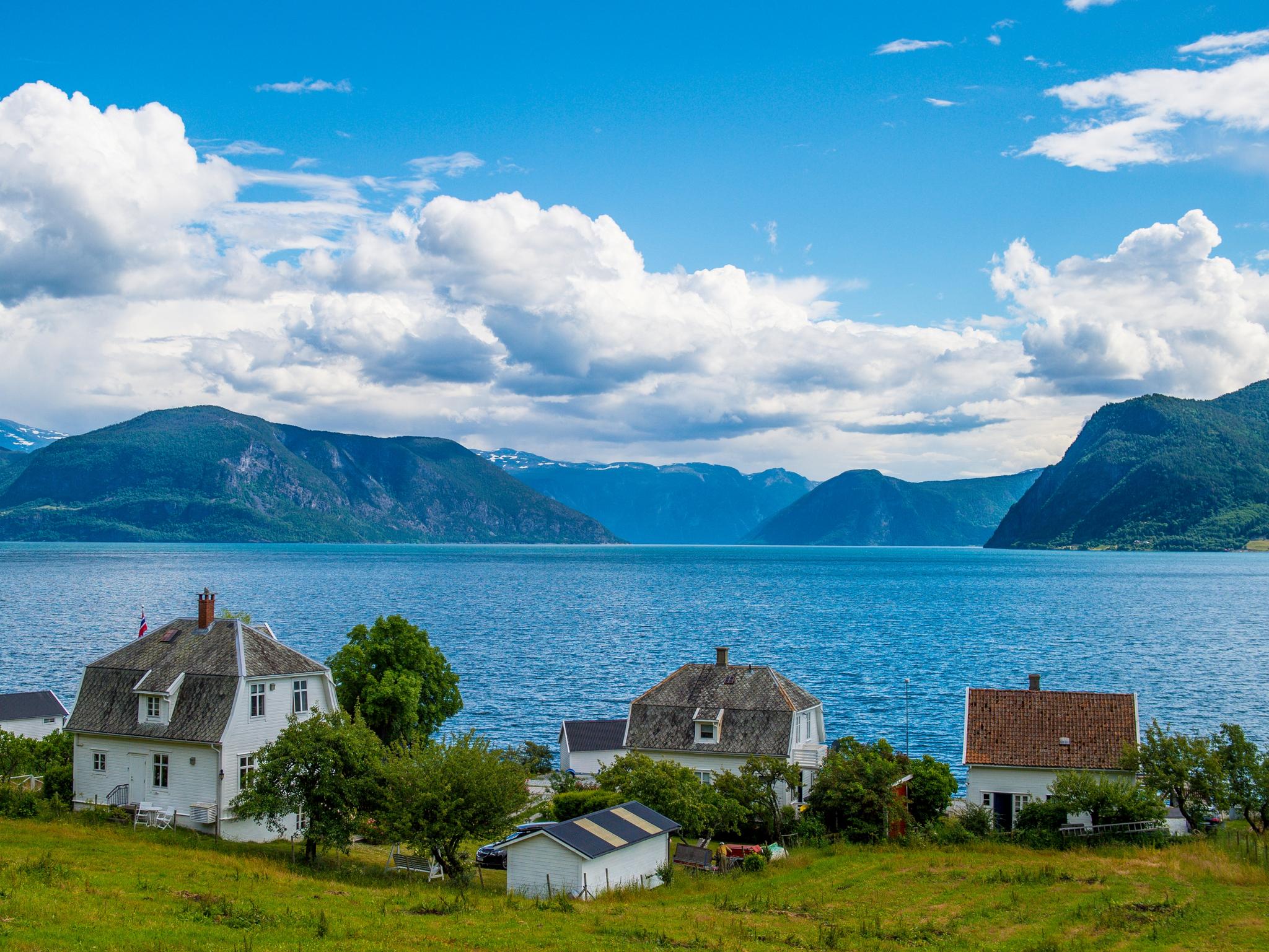 Norwegian Fjords & Glaciers by Authentic Scandinavia