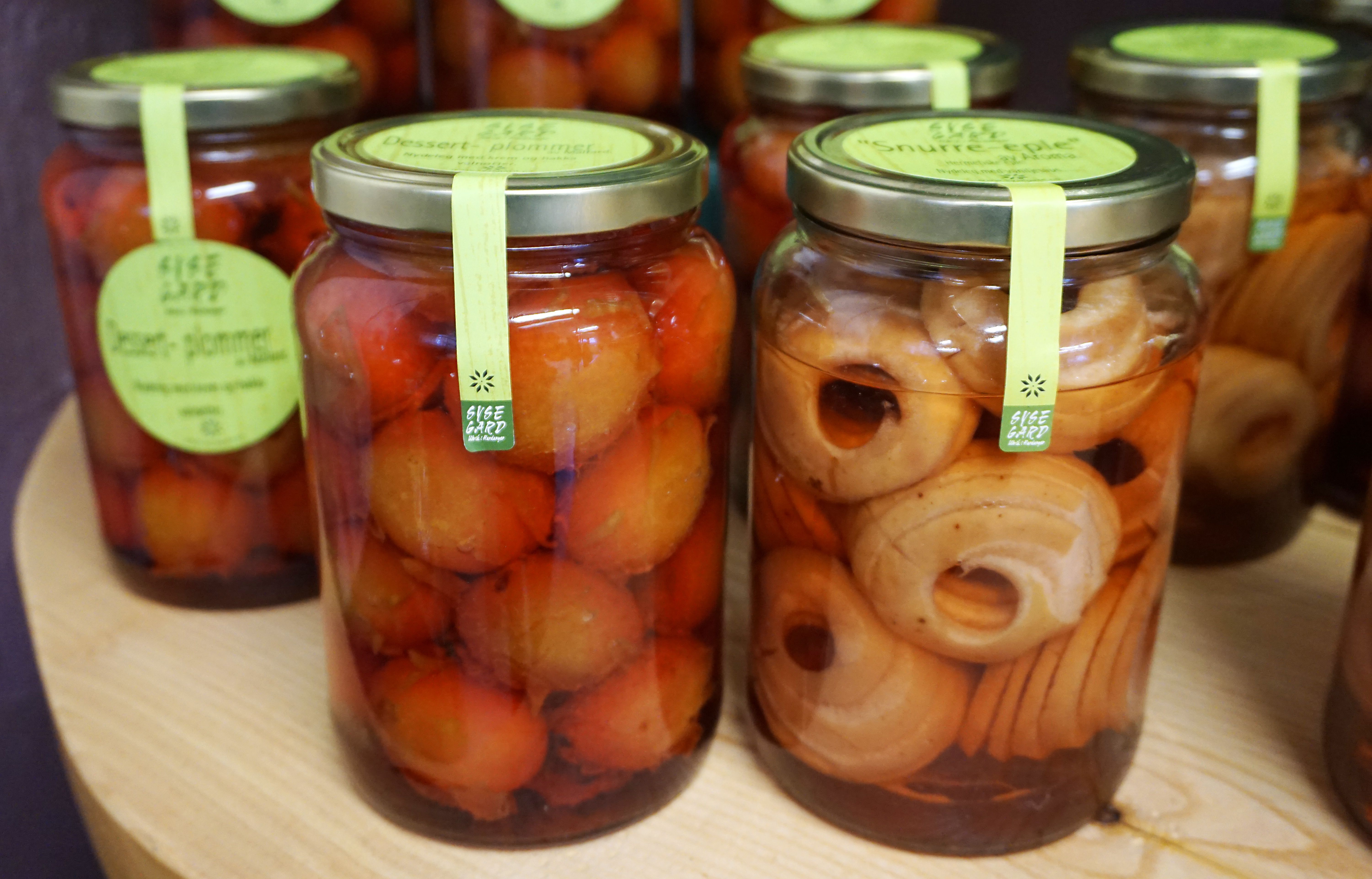 Fruit from Hardanger in glasses