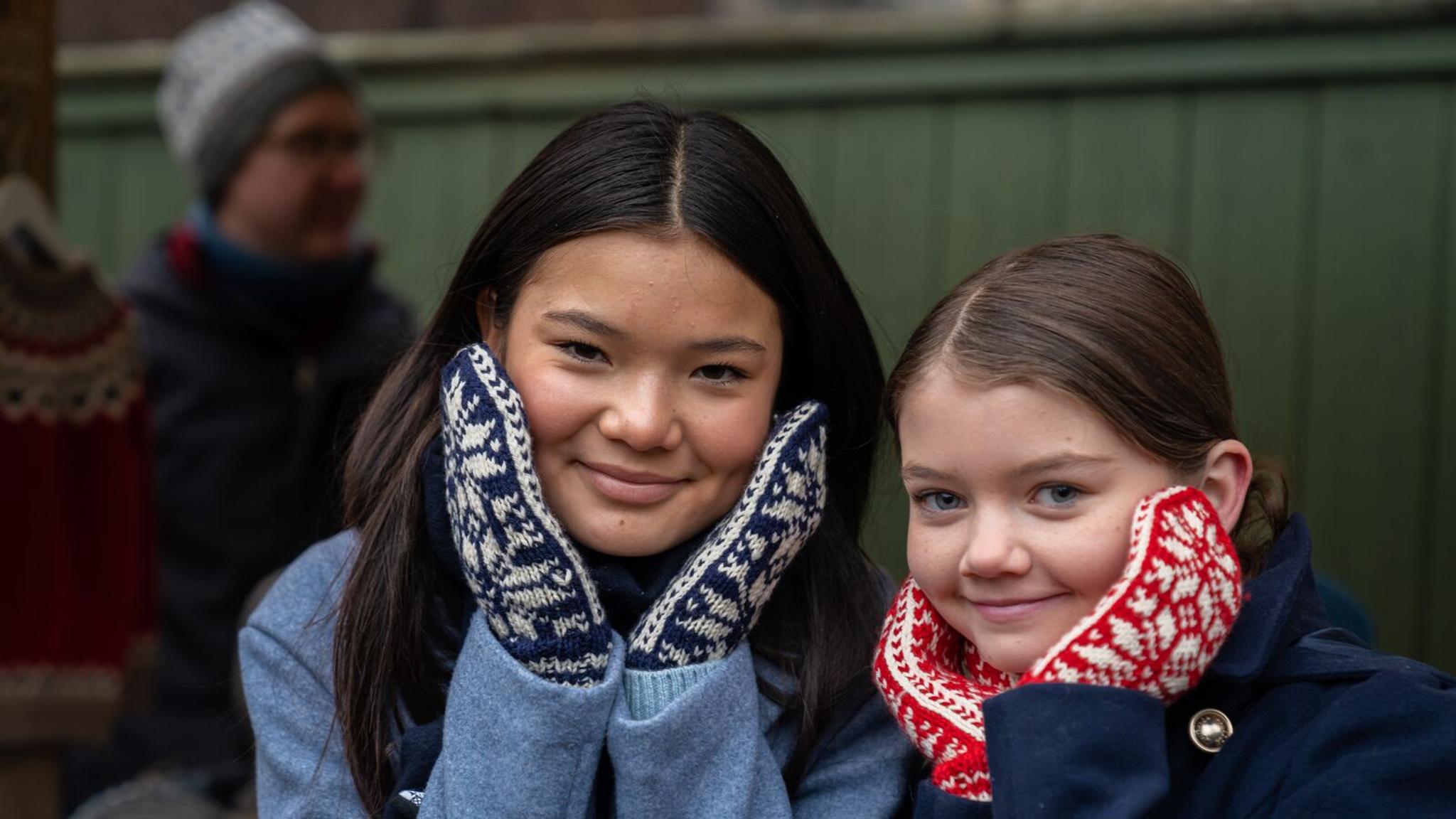 Two young girls with Selbu mittens, Norway.