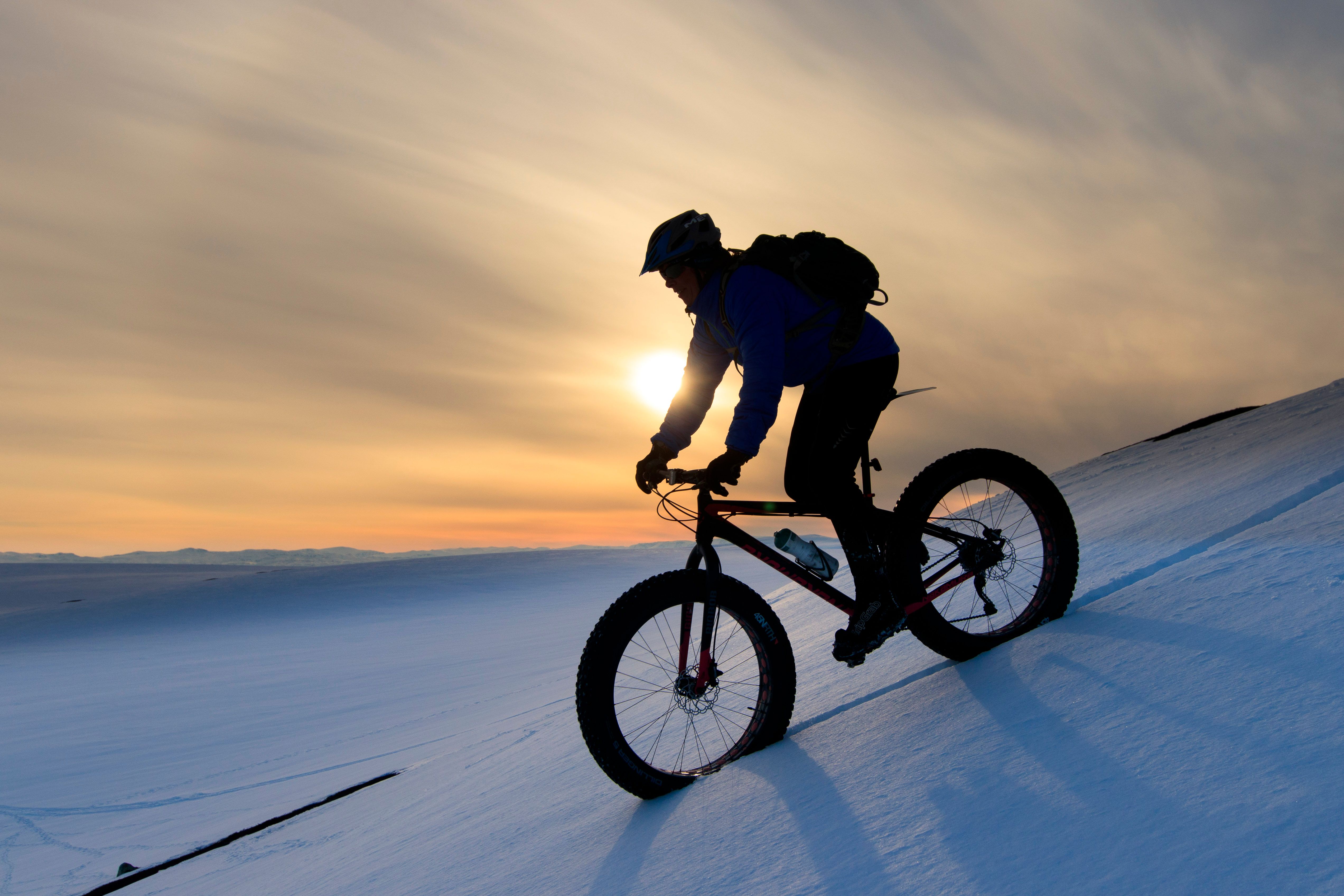 A person fatbiking in Finnmark, Norway.