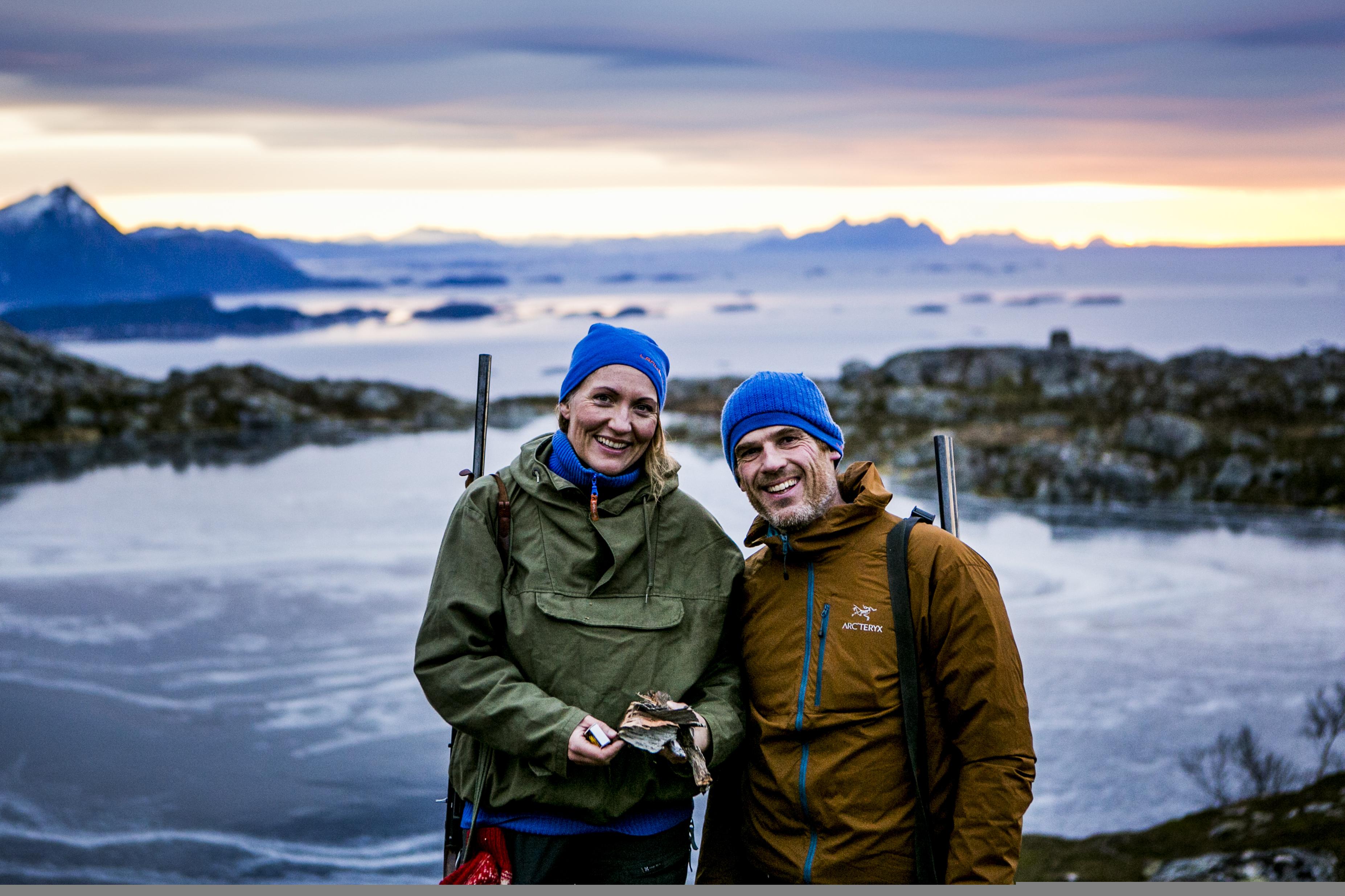 Et par på rypejakt i Steigen i Nordland, Nord-Norge