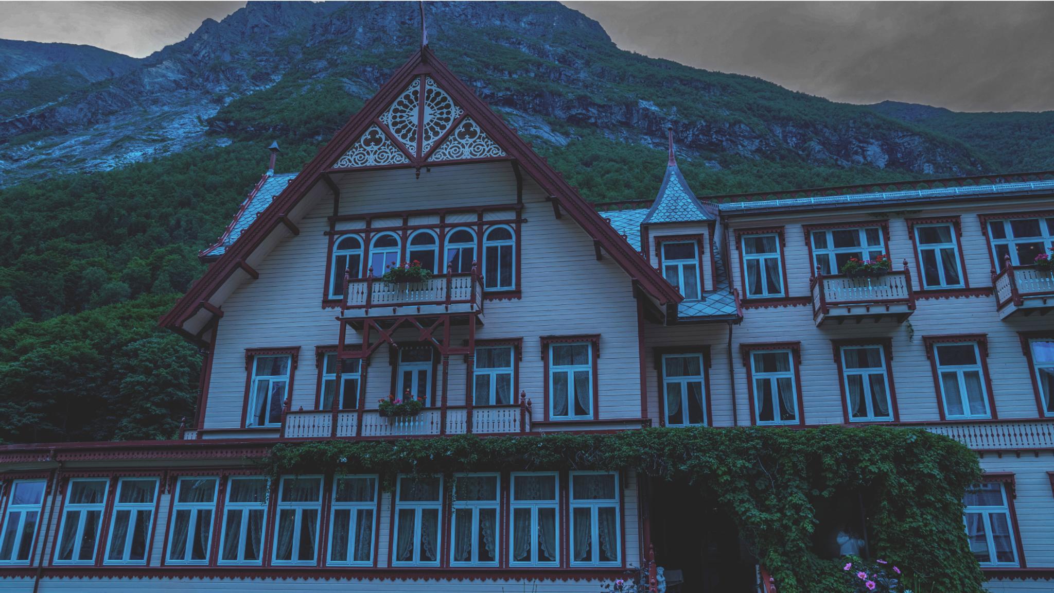 Hotel Union Øye sett i et skummelt lys