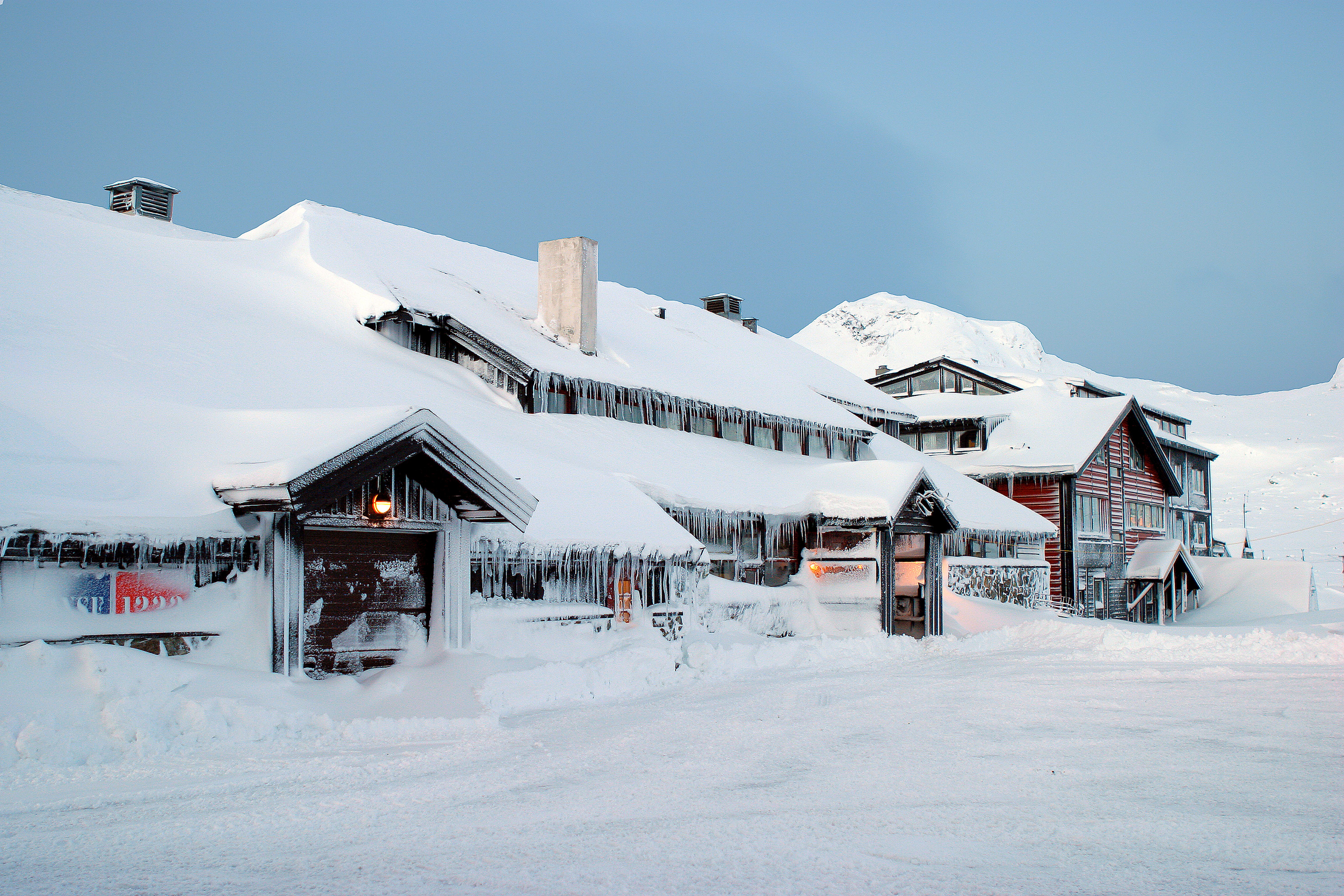 View of a snow-covered Finse 1222 hotel, Fjord Norway