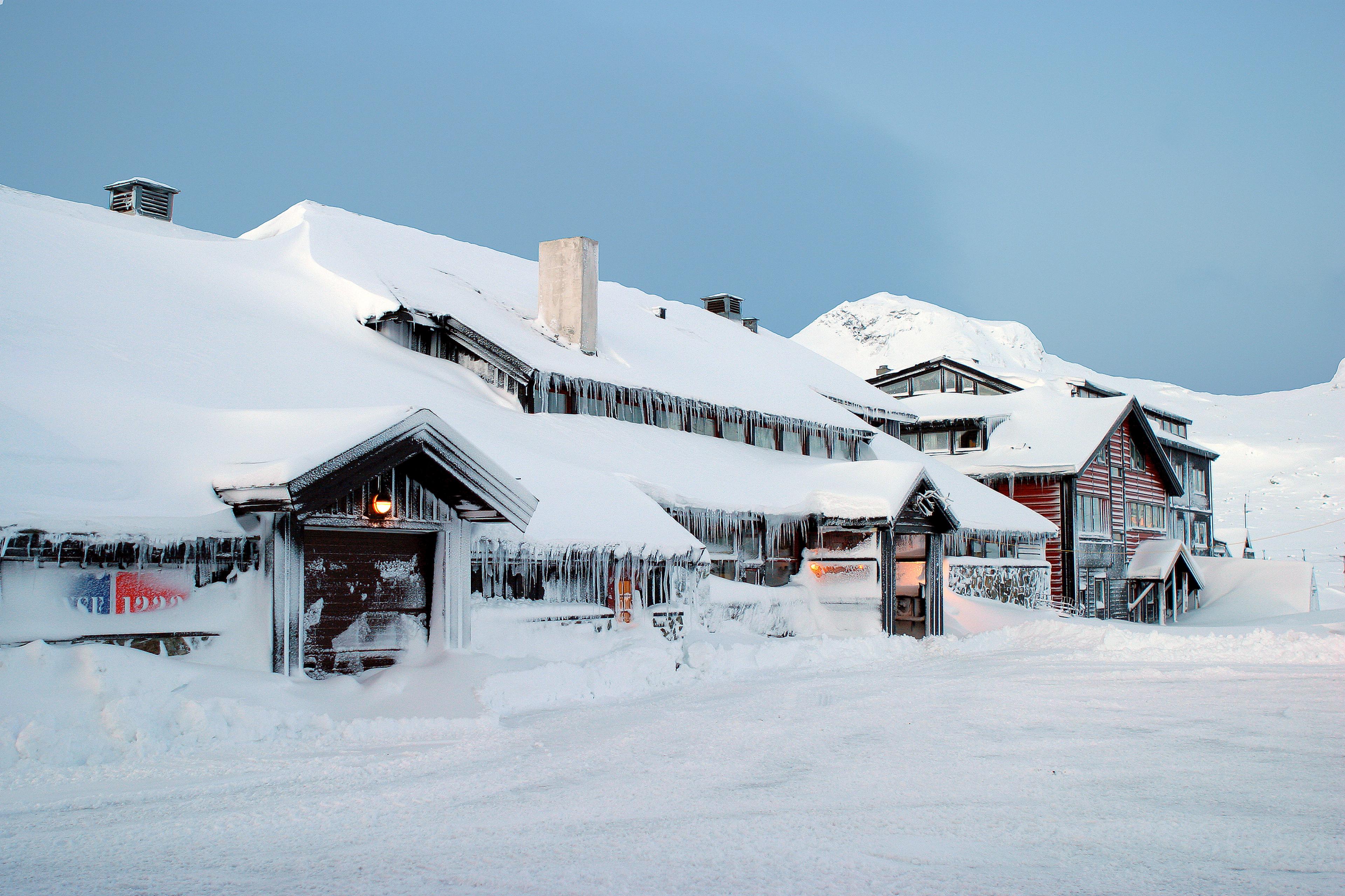 View of a snow-covered Finse 1222 hotel, Fjord Norway