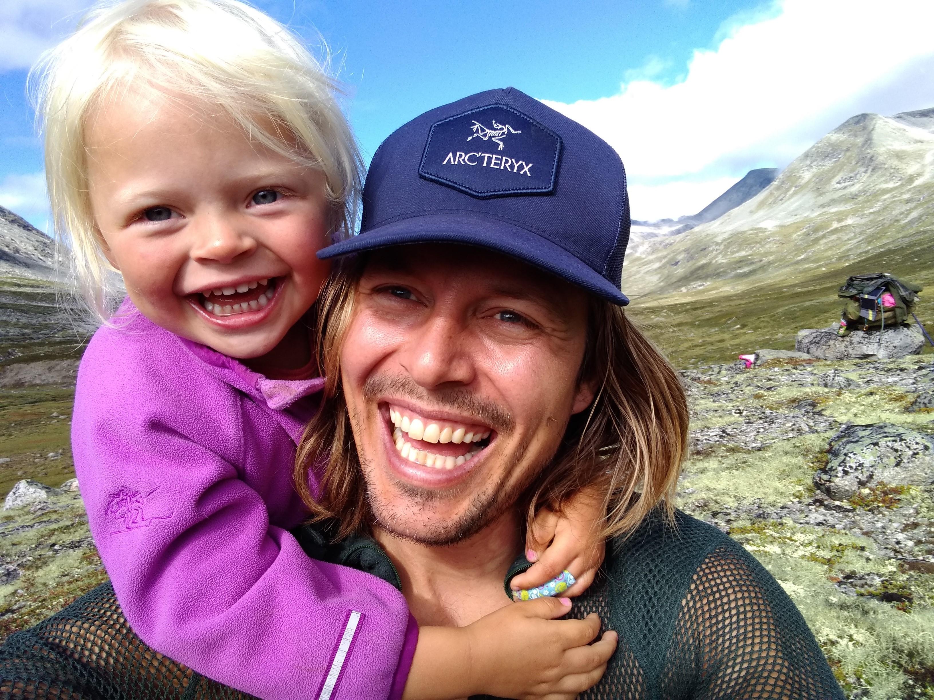Mina and Alexander in Stordalen in Dovrefjell-Sunndalsfjella national park, Fjord Norway