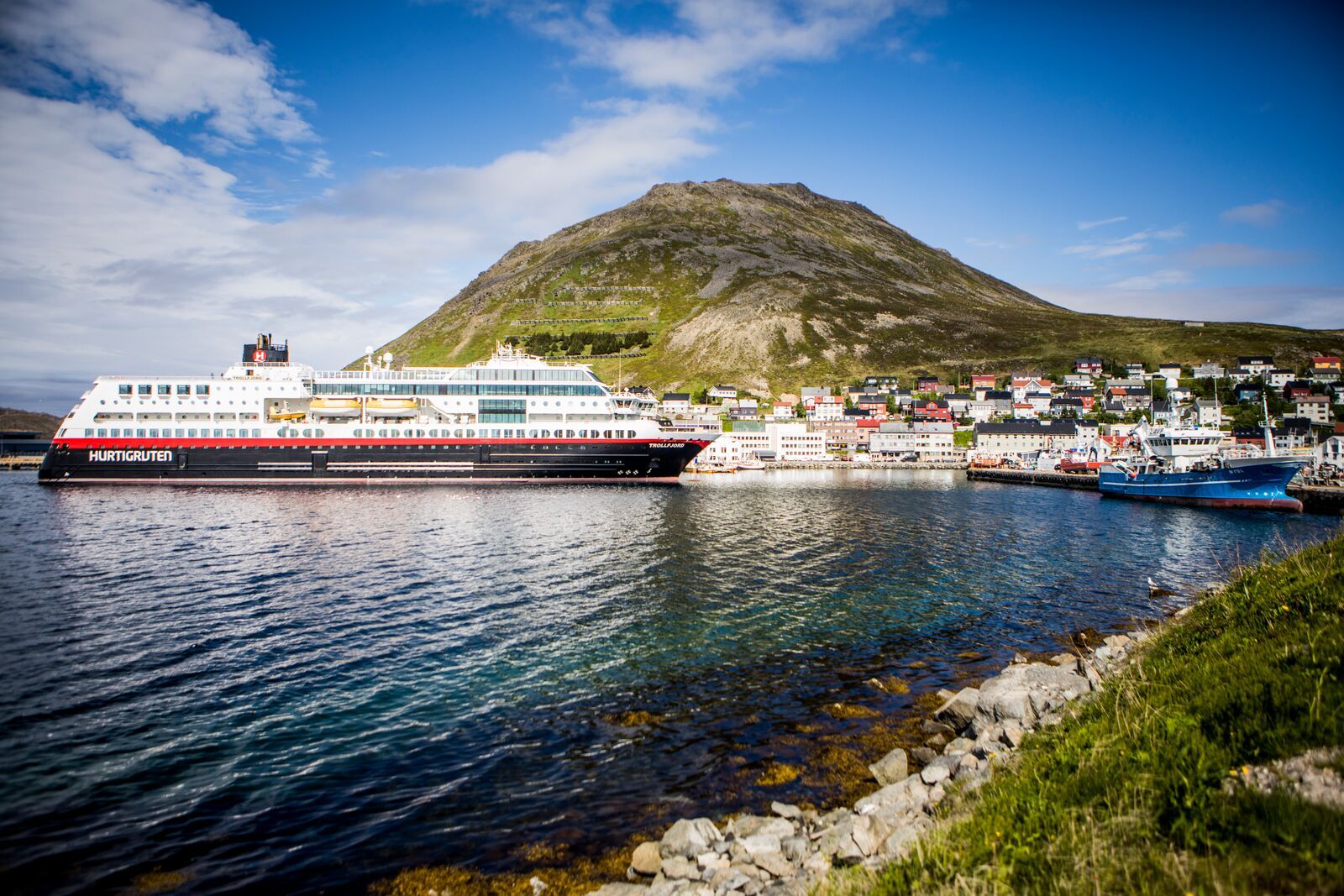 Hurtigruten located in port Honningsvåg