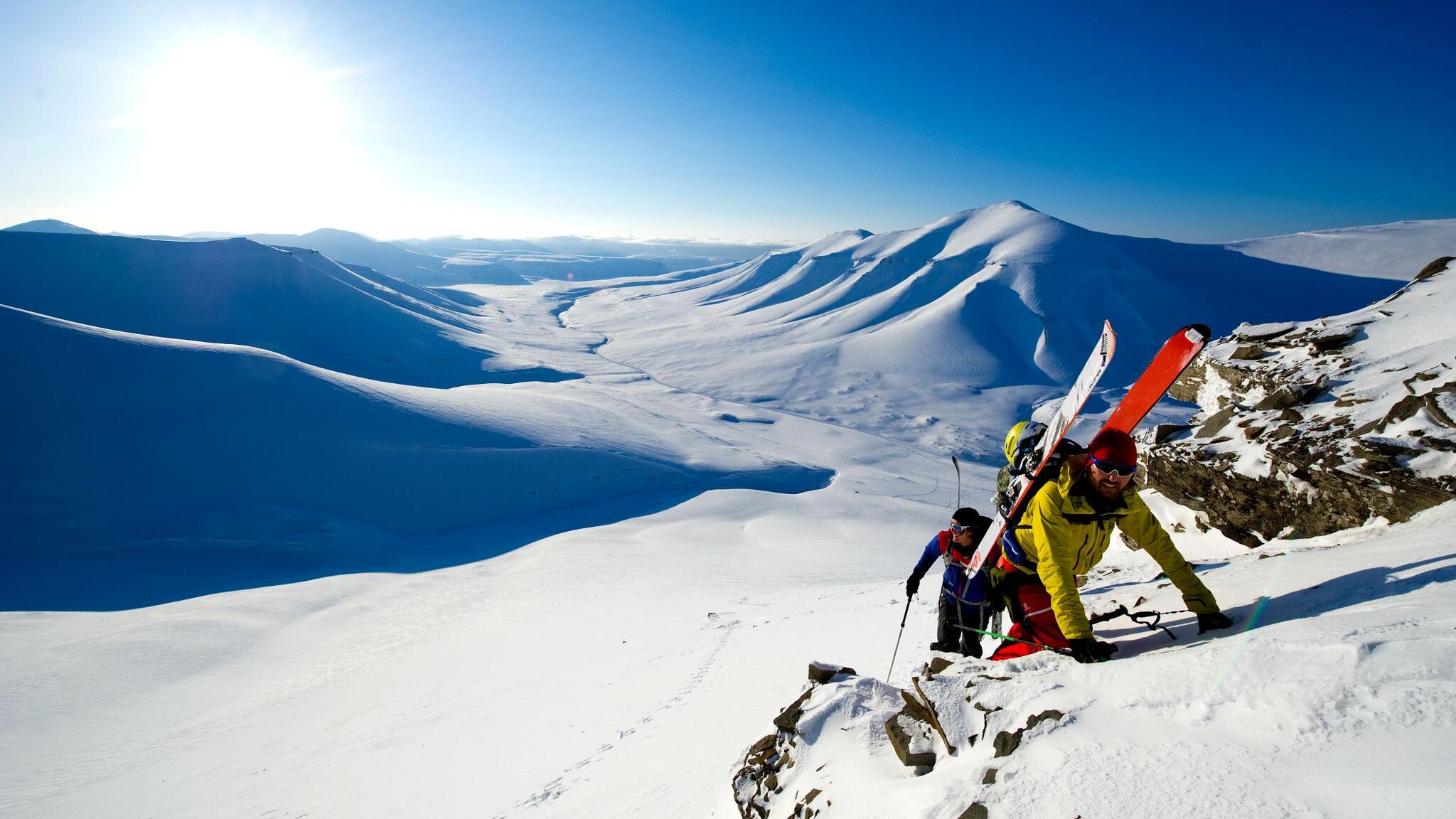 Two people ski touring at Svalbard