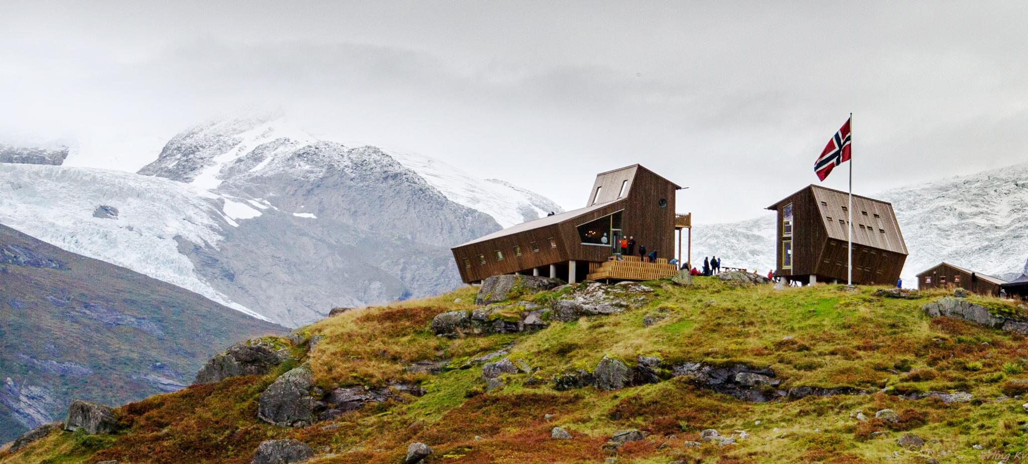 Tungestølen DNT cabin in Luster, Fjord Norway