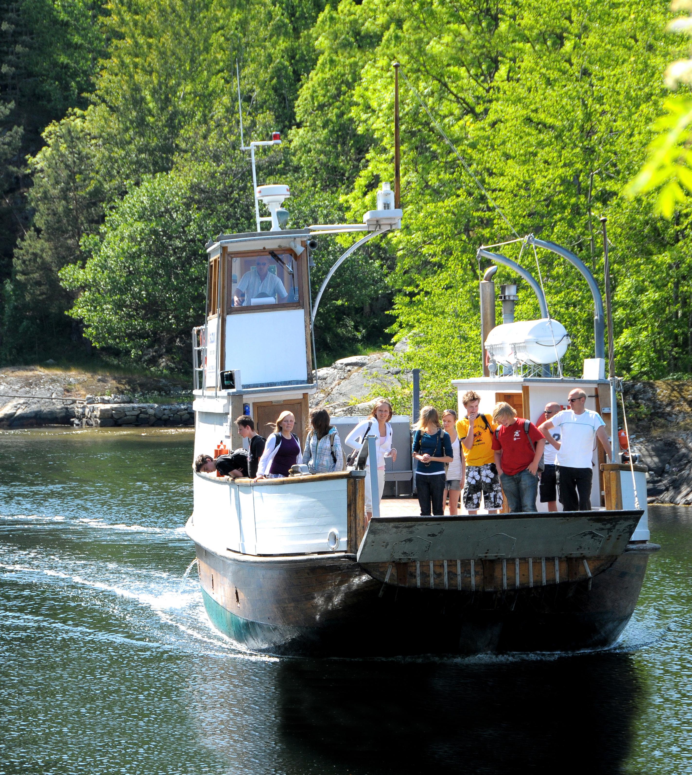 People on M/F Øisang in Risør, Southern Norway.