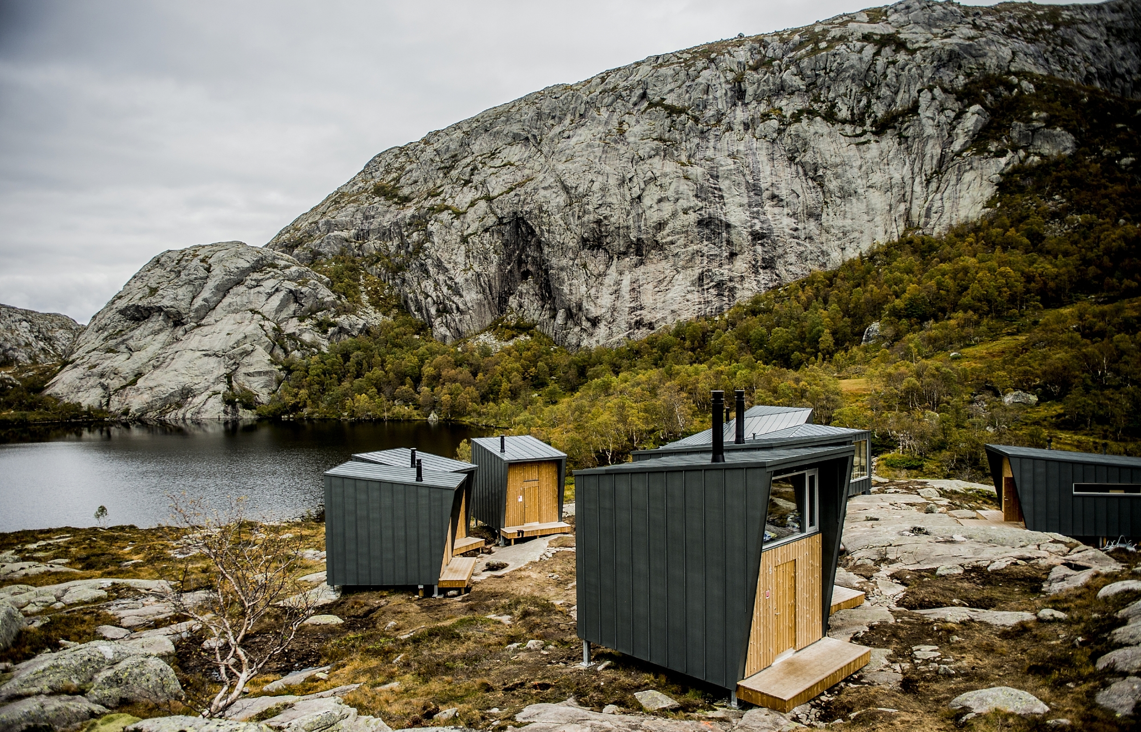 Skåpet, Frafjordheiene