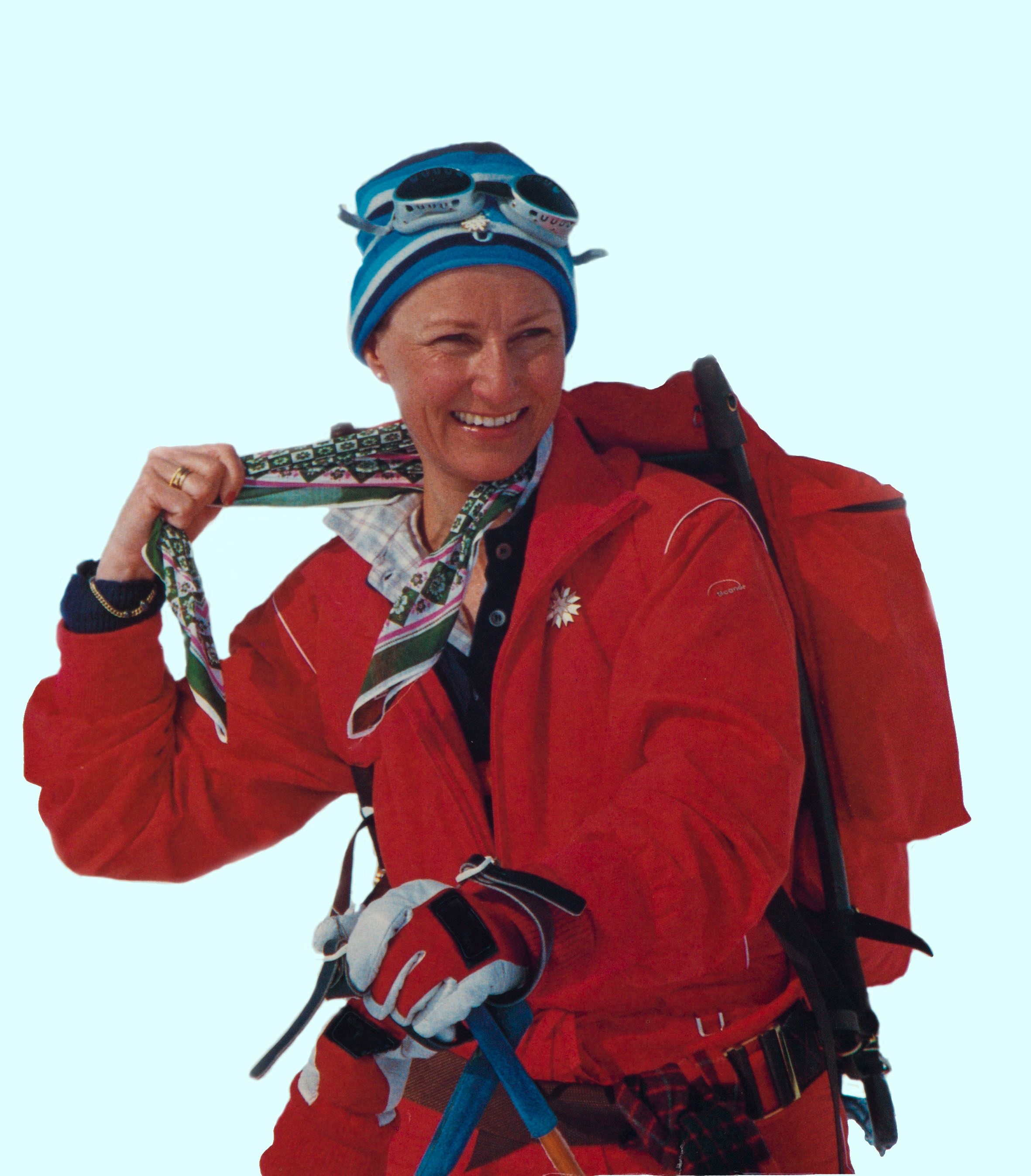 H.M. Sonja, Queen of Norway skiing